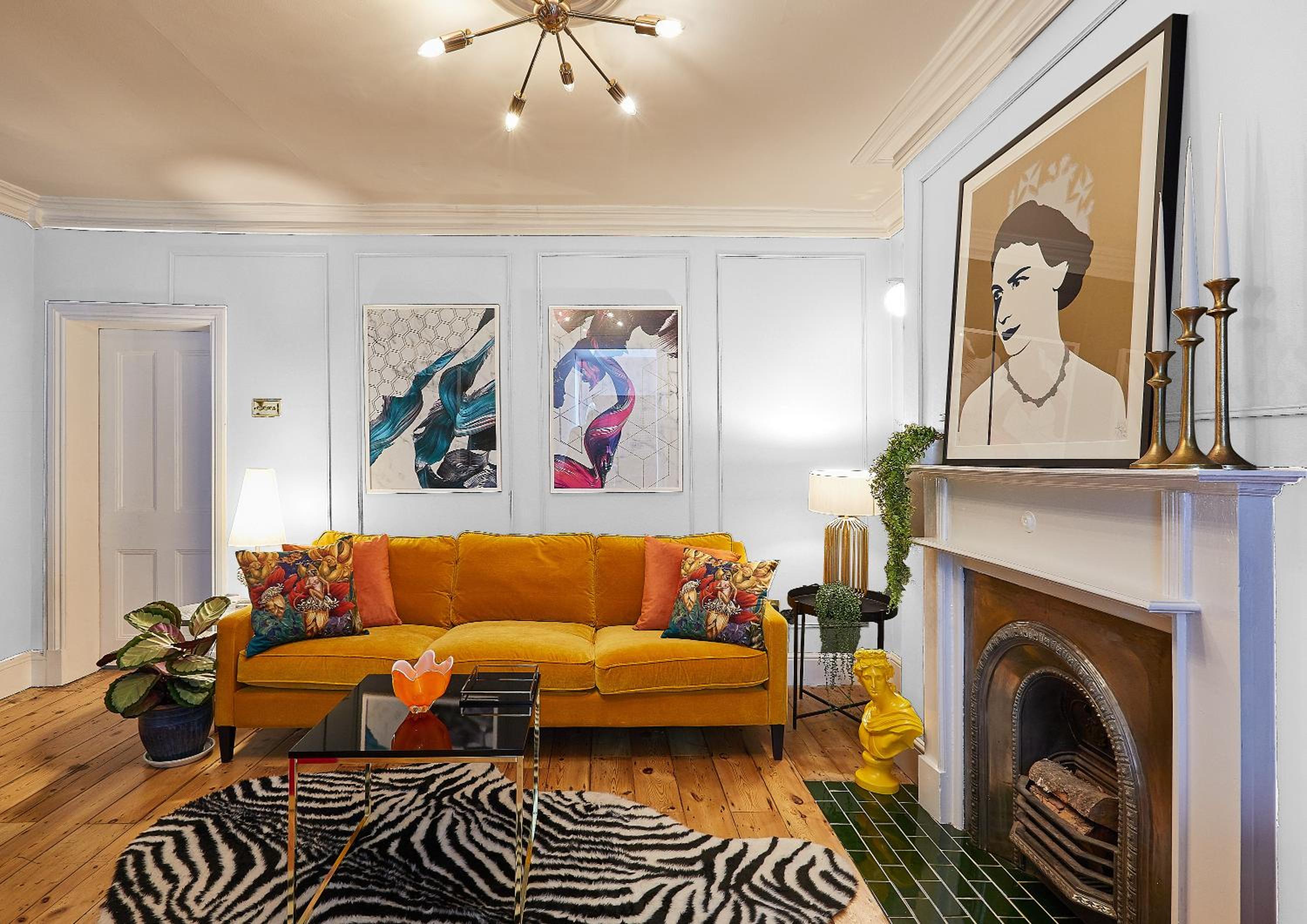 Apartment photo 2