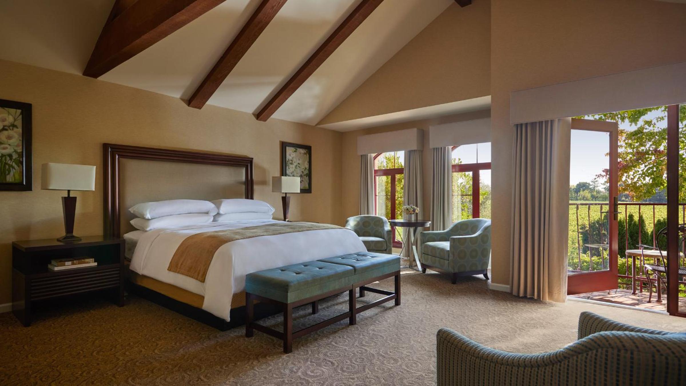 Courtyard Junior Suite