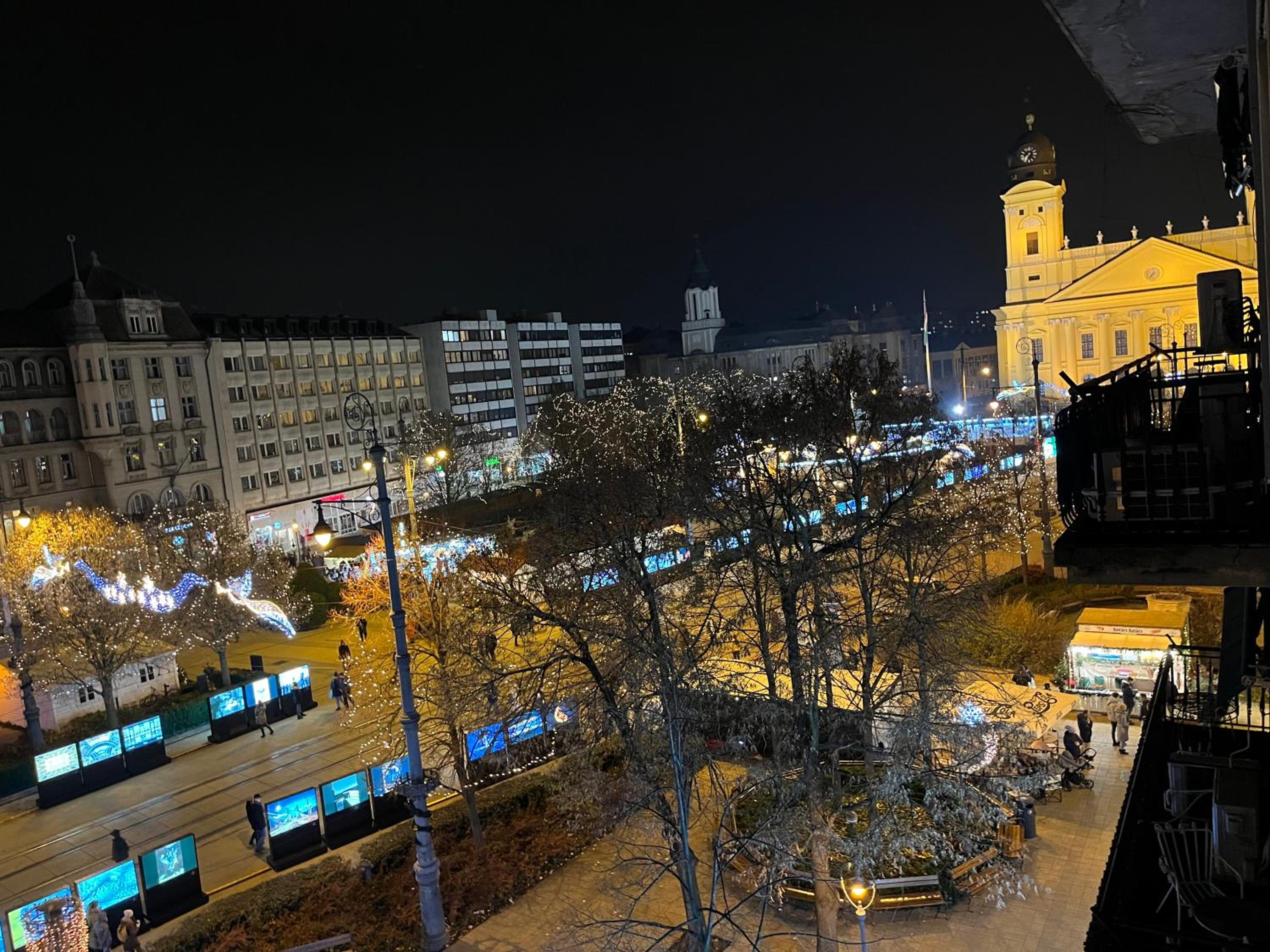 One-Bedroom Apartment - Photo 14