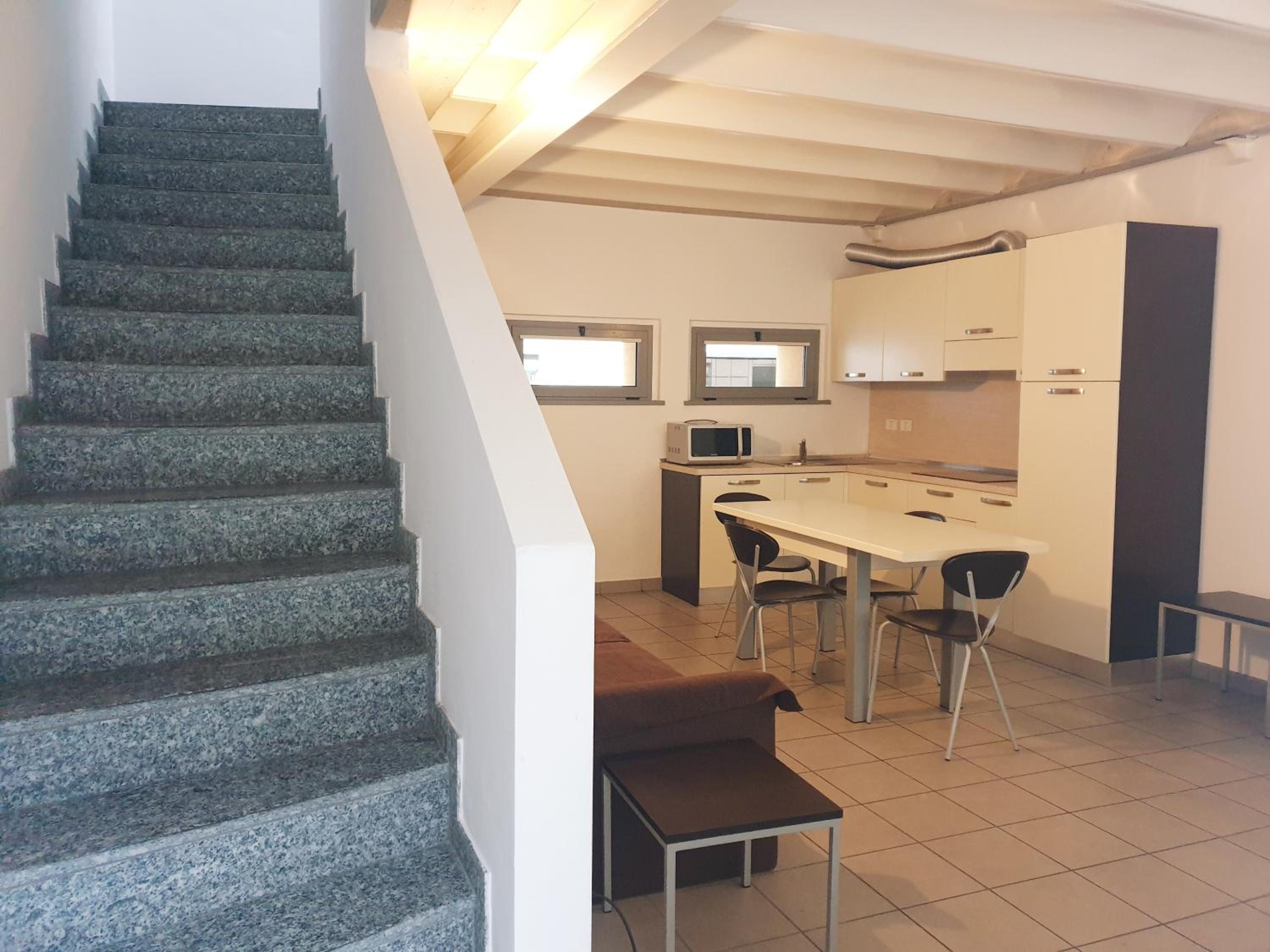 One-Bedroom Apartment - Photo 32