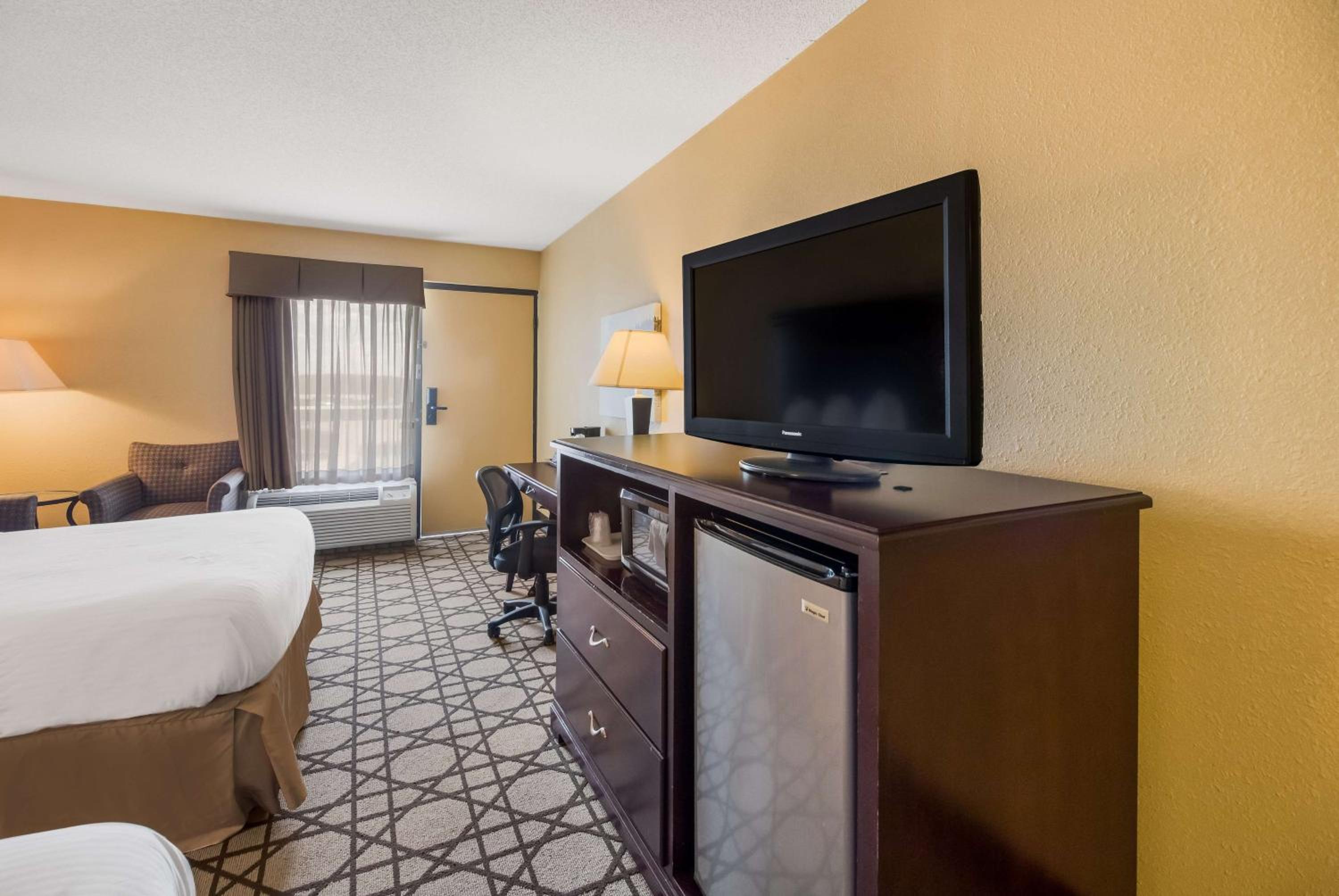 Double Room with Two Double Beds - Photo 4