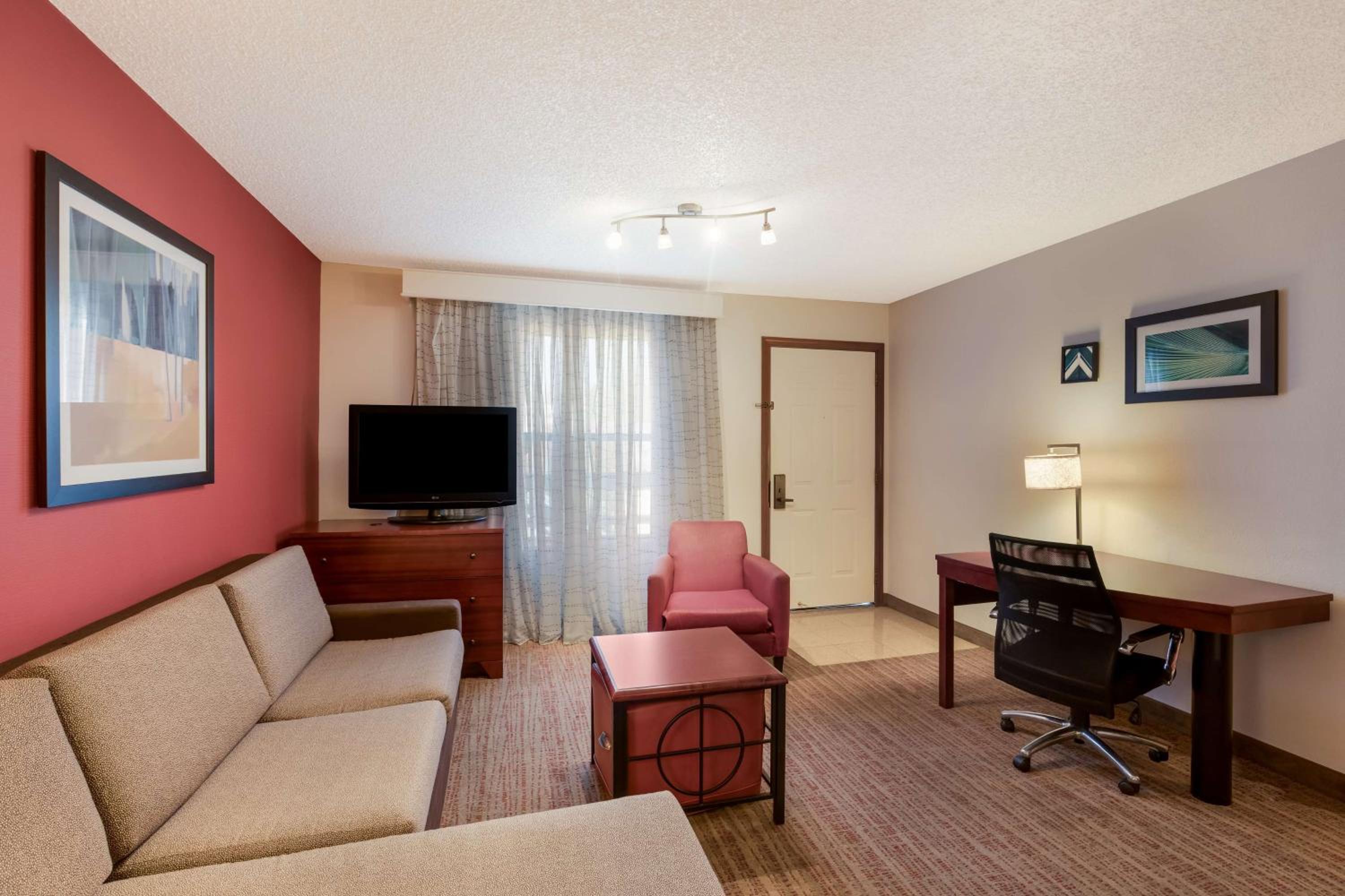 Two-Bedroom Suite with Two Queen Beds - Photo 1