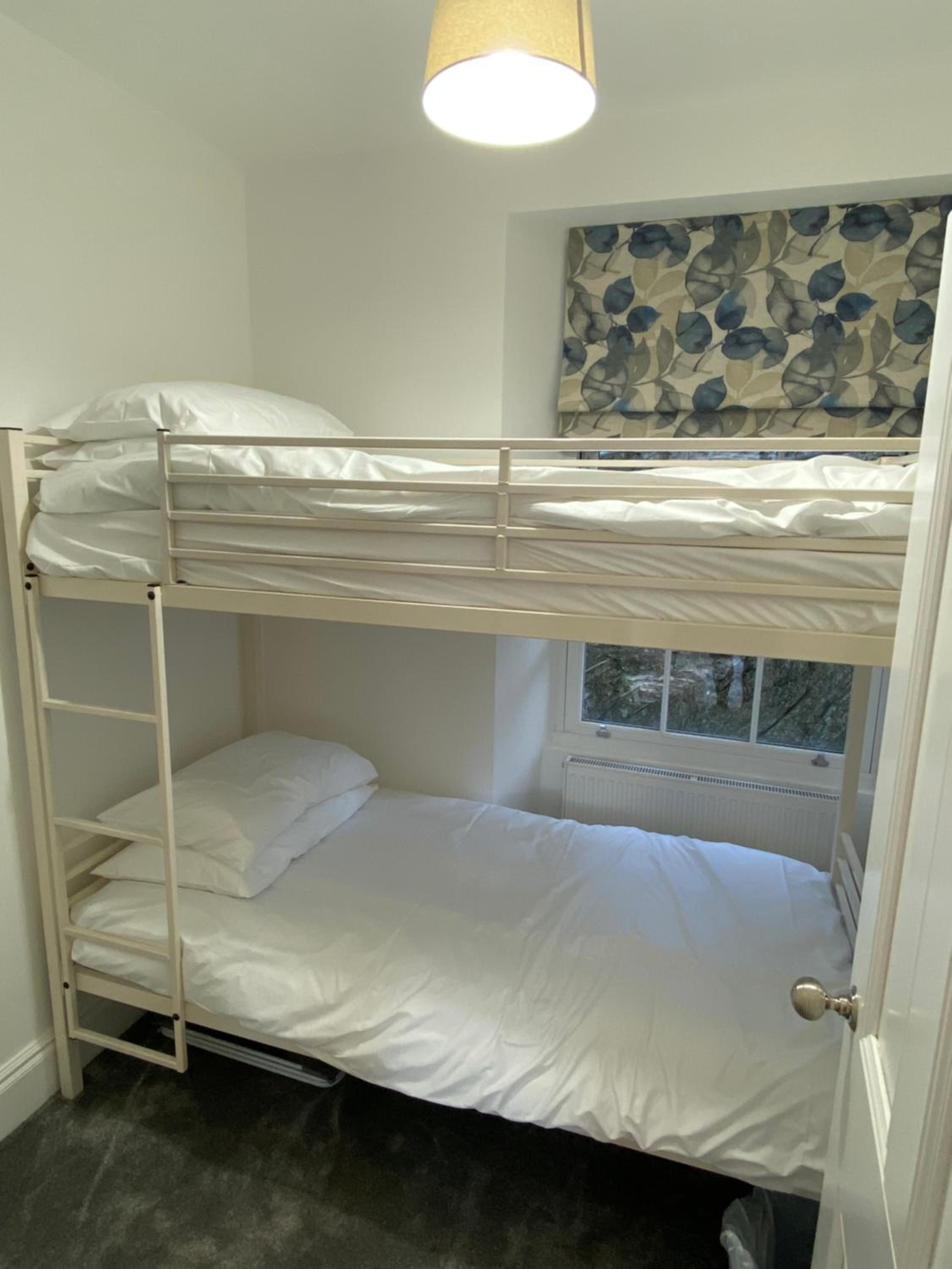 Three-Bedroom Apartment photo 1