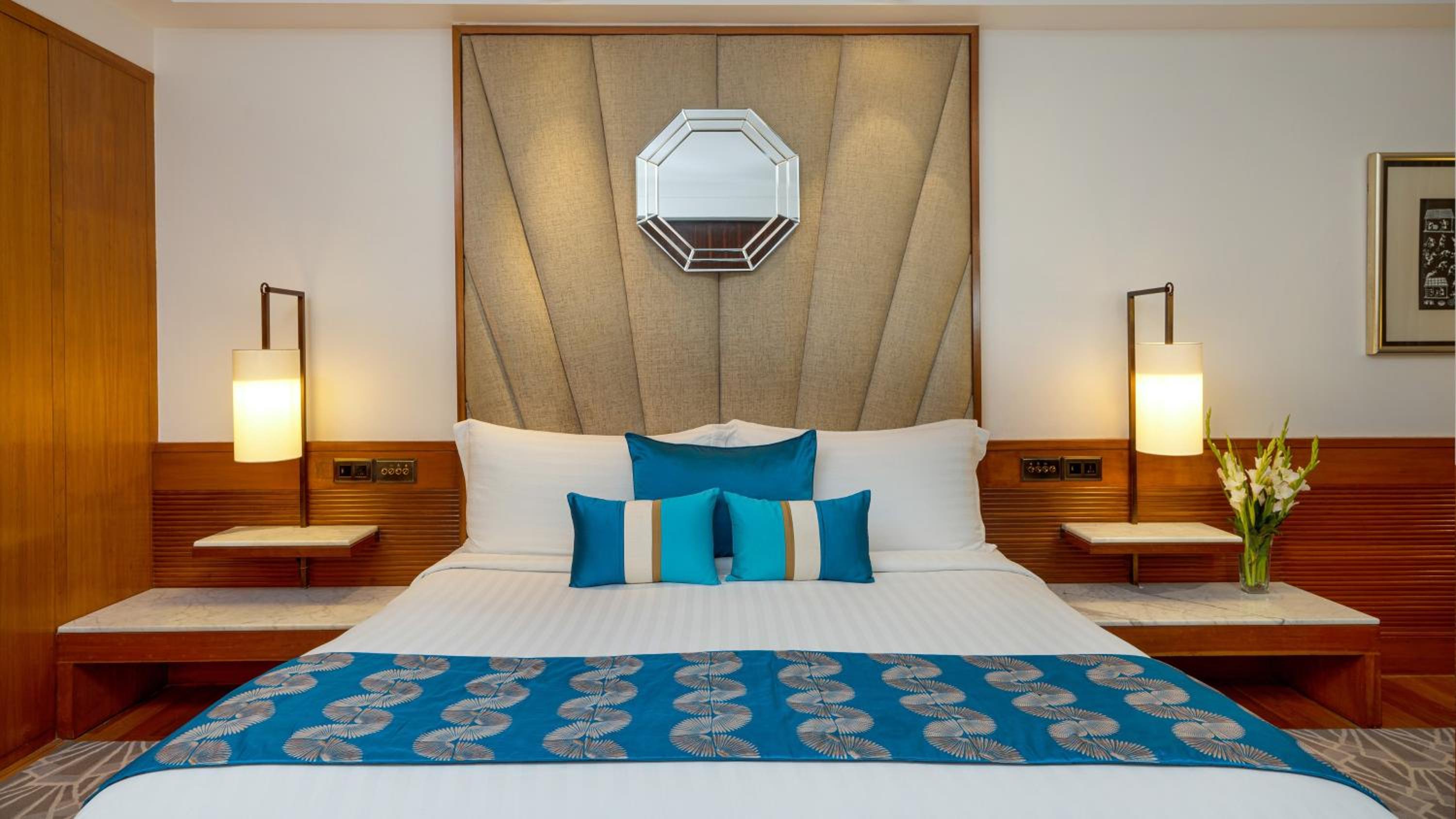 Classic King Room - Photo 6
