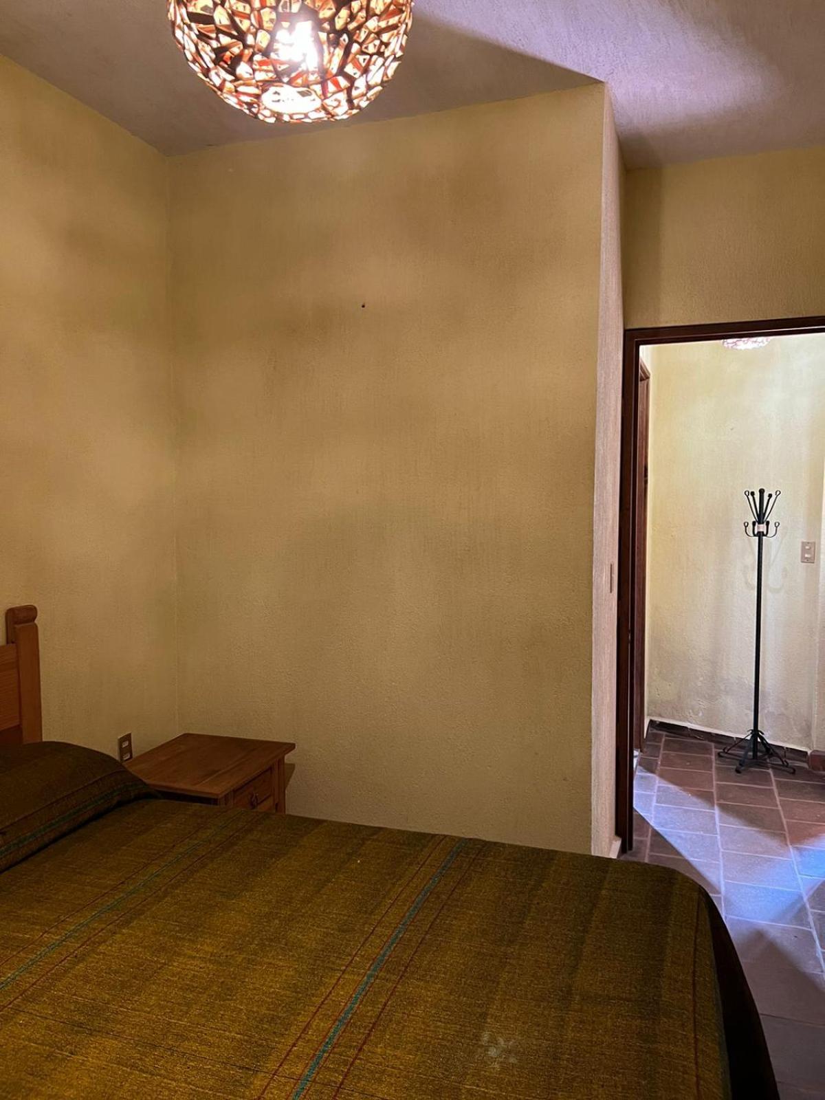Small Double Room - Photo 6