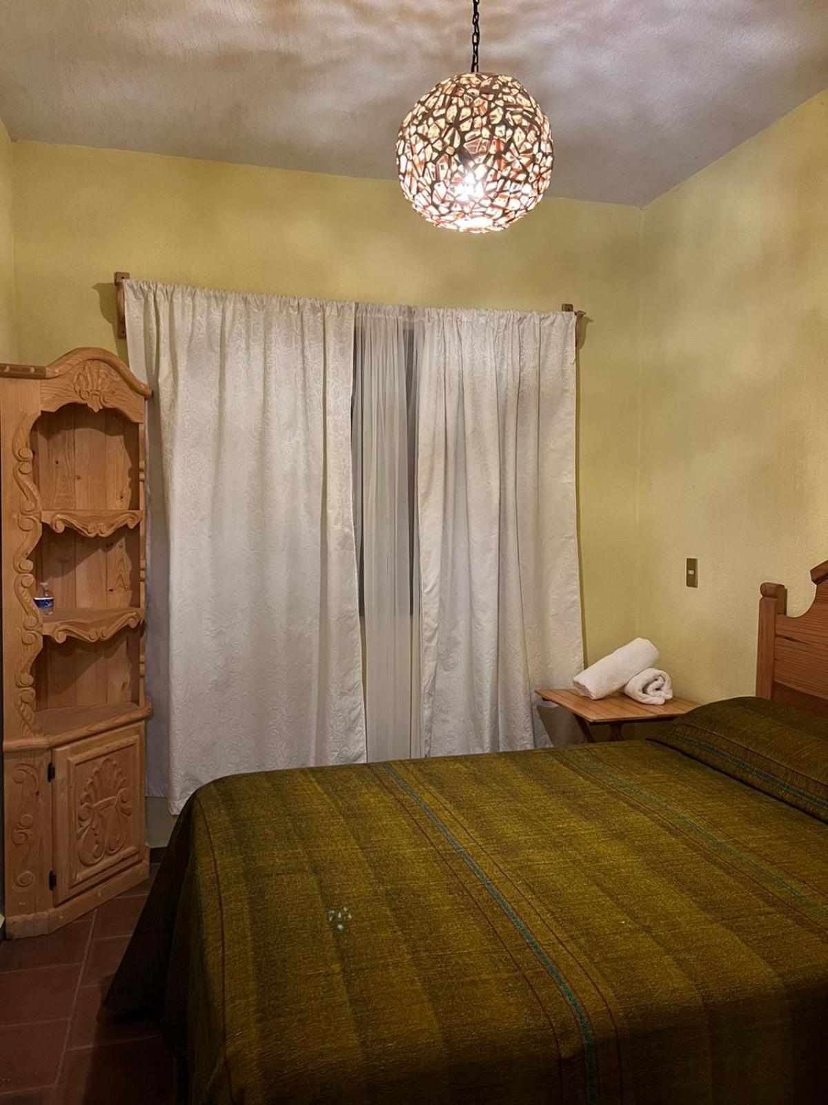 Small Double Room - Photo 5
