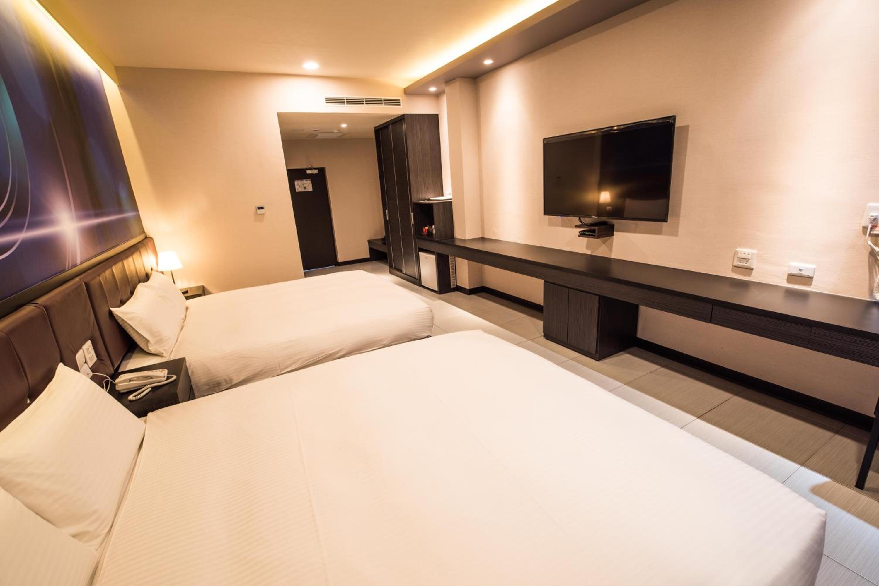 Deluxe Quadruple Room photo 2