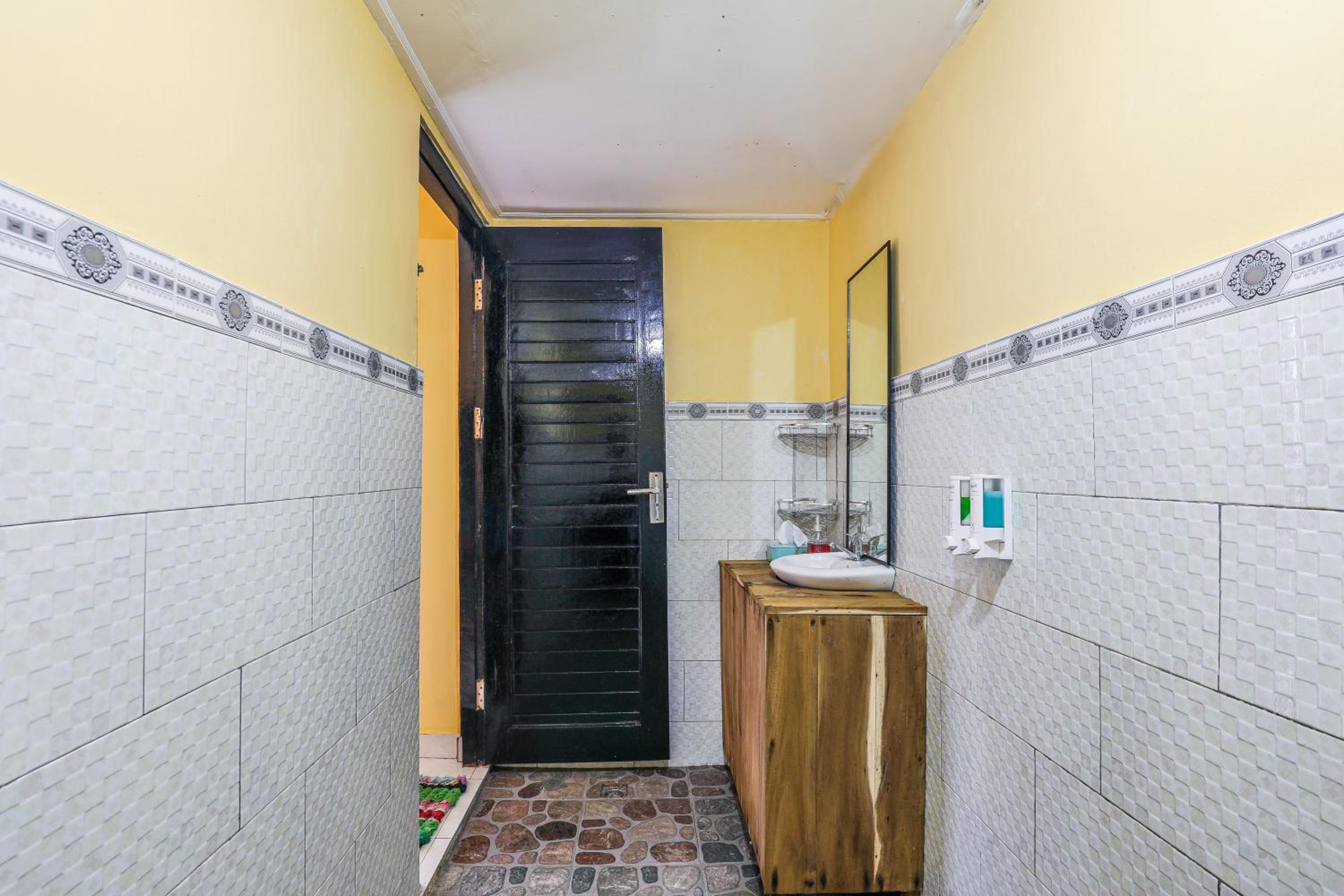 Double Room with Terrace - Photo 6