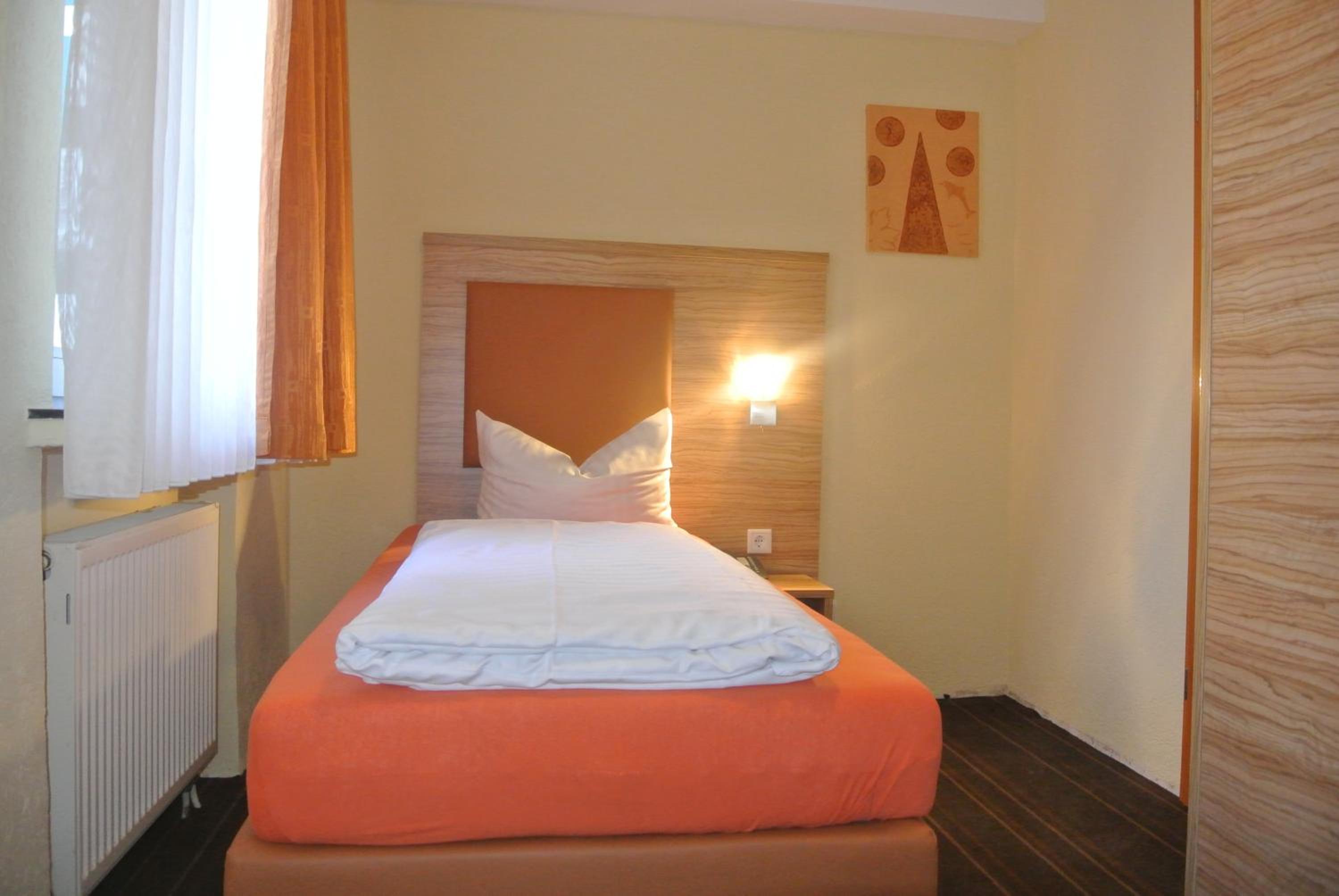 Single Room photo 1