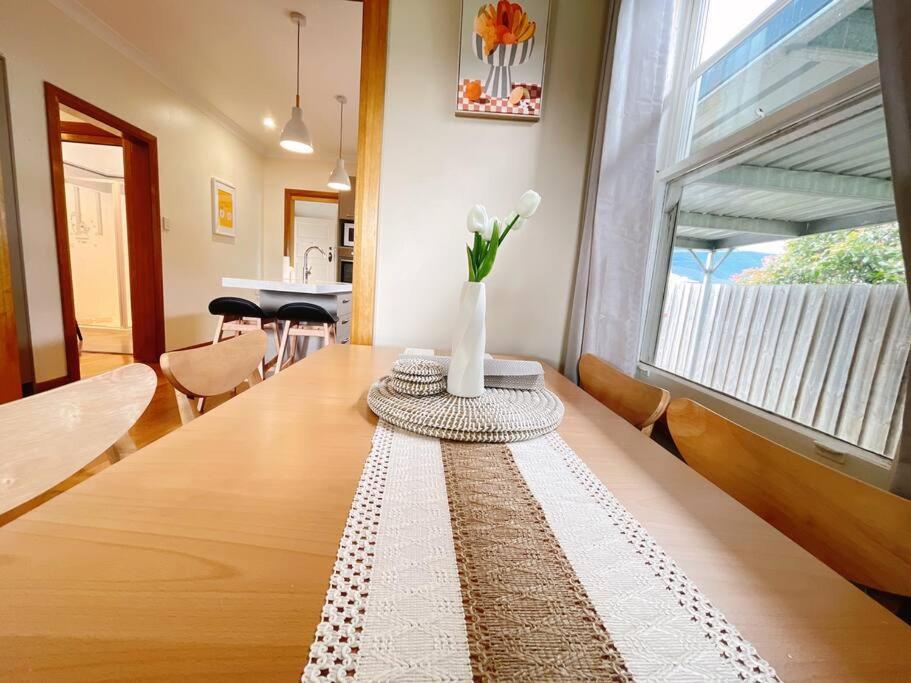 Three-Bedroom House photo 2