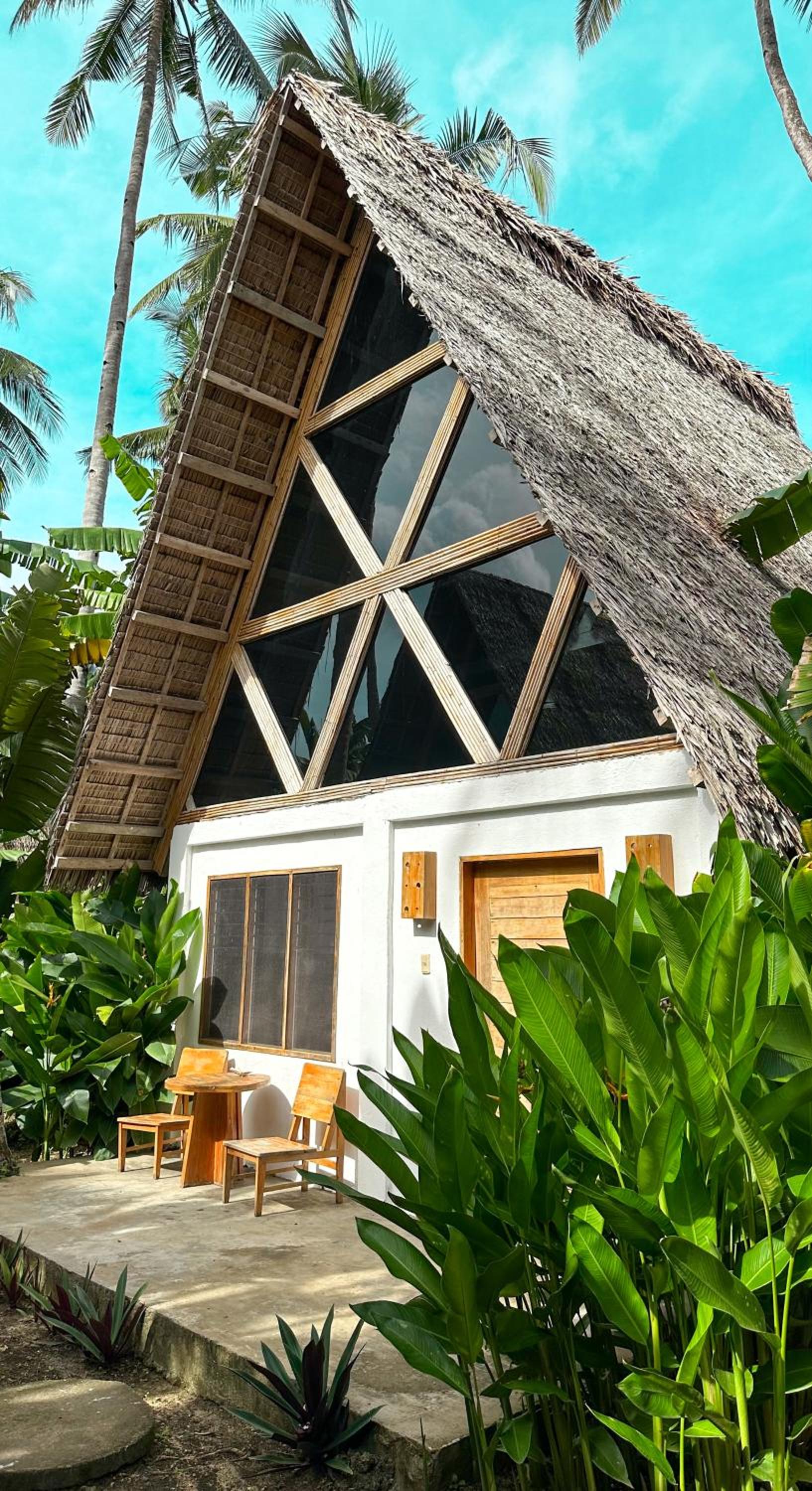 Deluxe Bungalow with Garden View - Photo 8