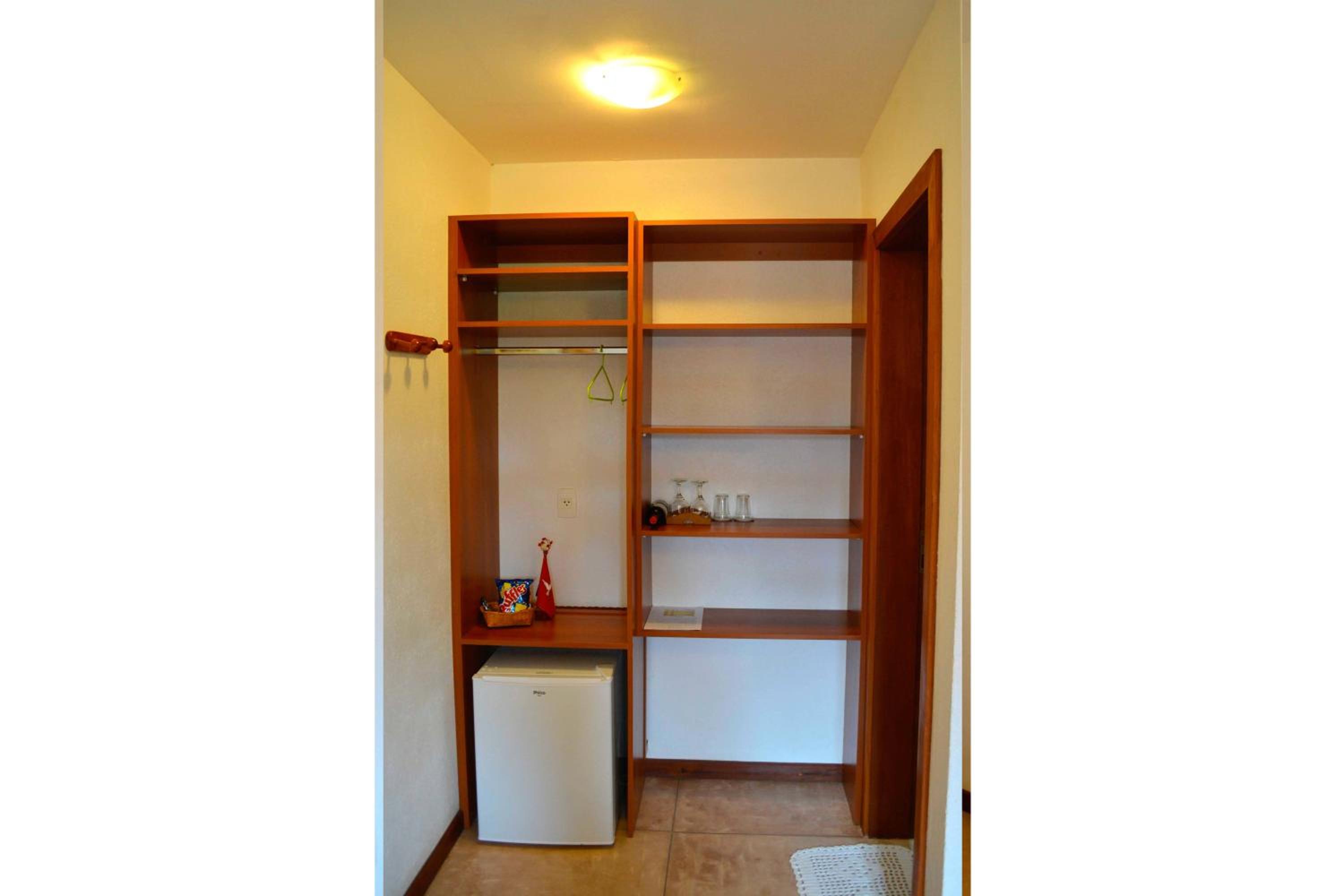 Deluxe Double or Twin Room with Balcony - Photo 4