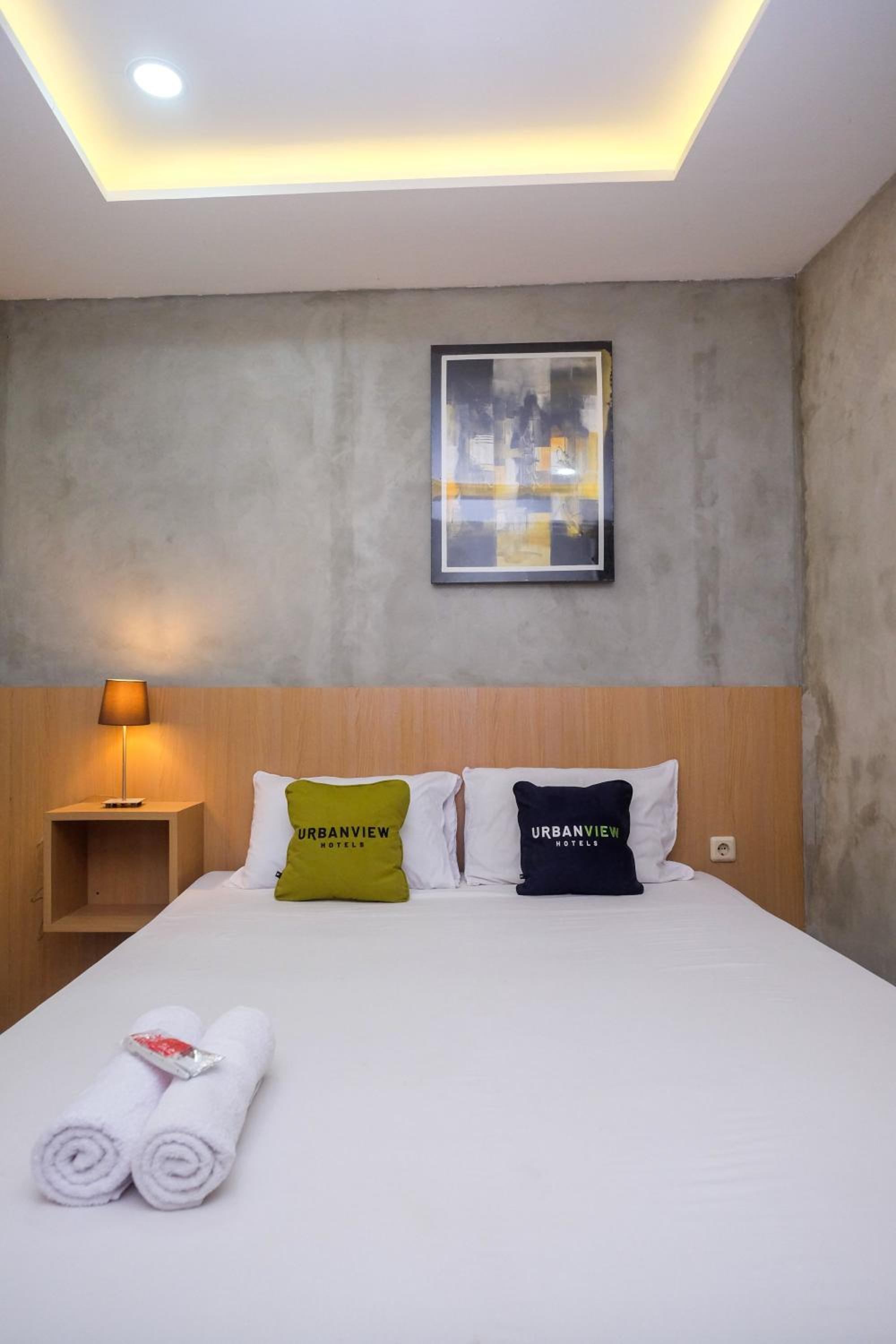 Deluxe Room - Photo 8