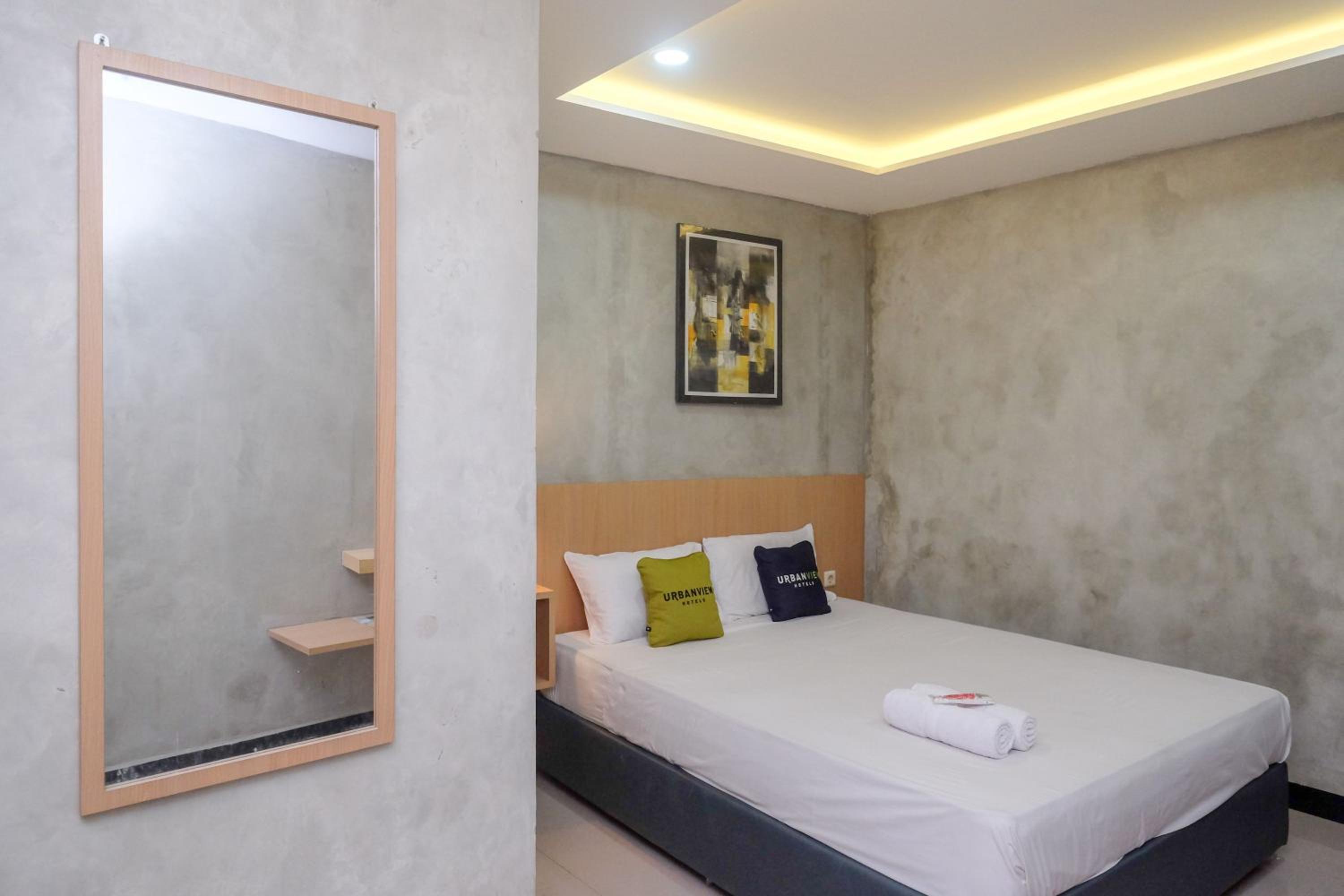 Deluxe Room - Photo 7