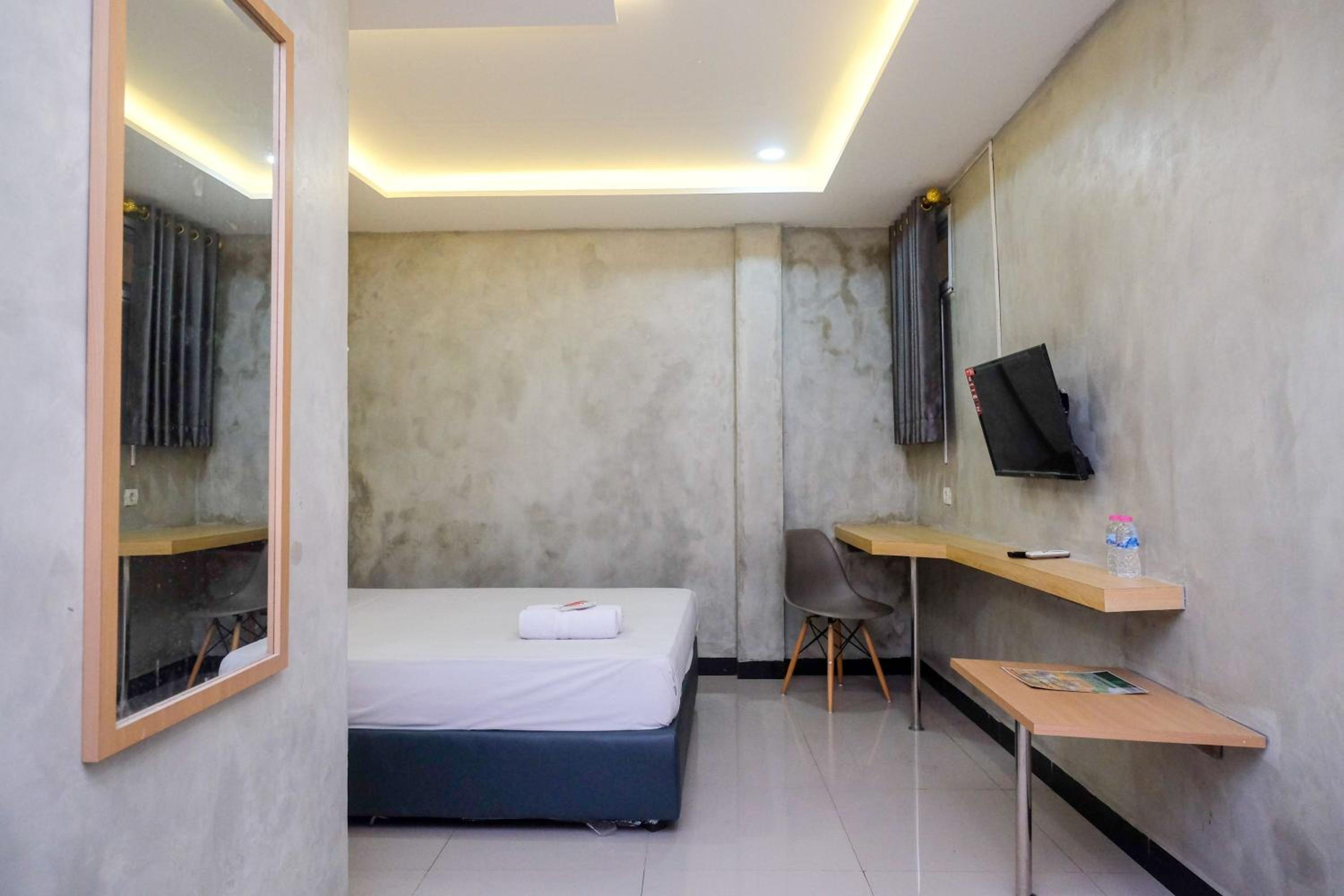 Deluxe Room - Photo 3