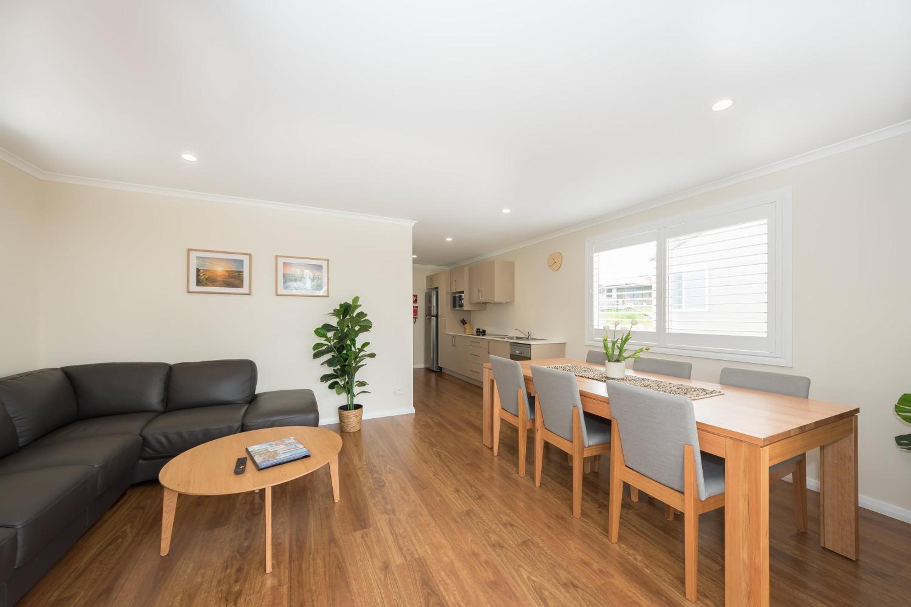 Deluxe Family Suite photo 1