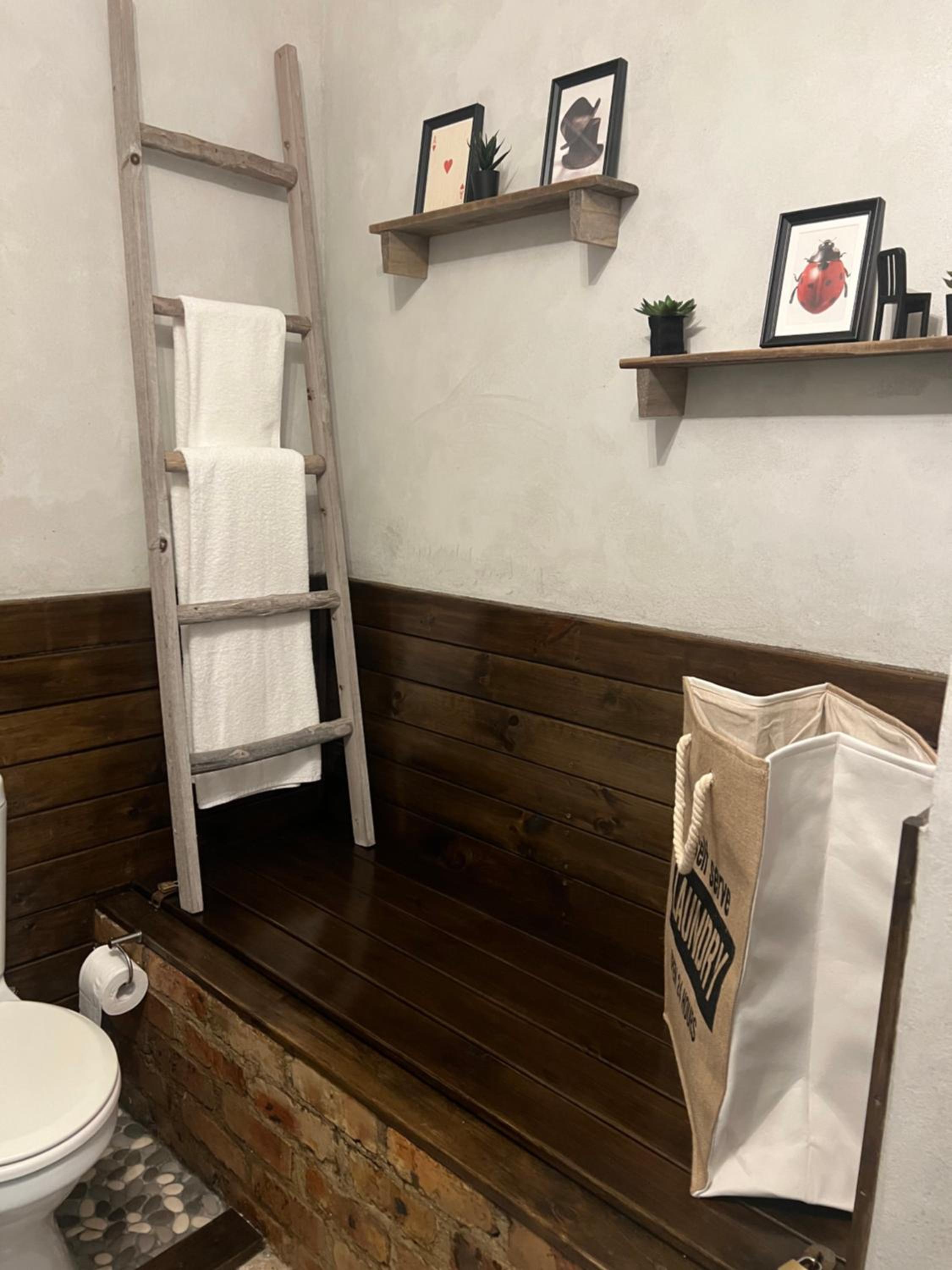 One-Bedroom Apartment - Photo 15