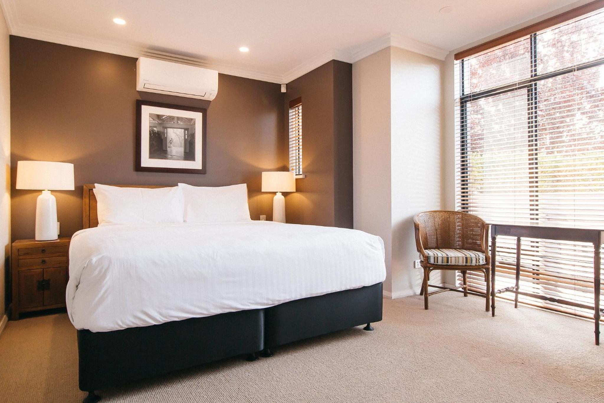 King Room with Spa Bath photo 2