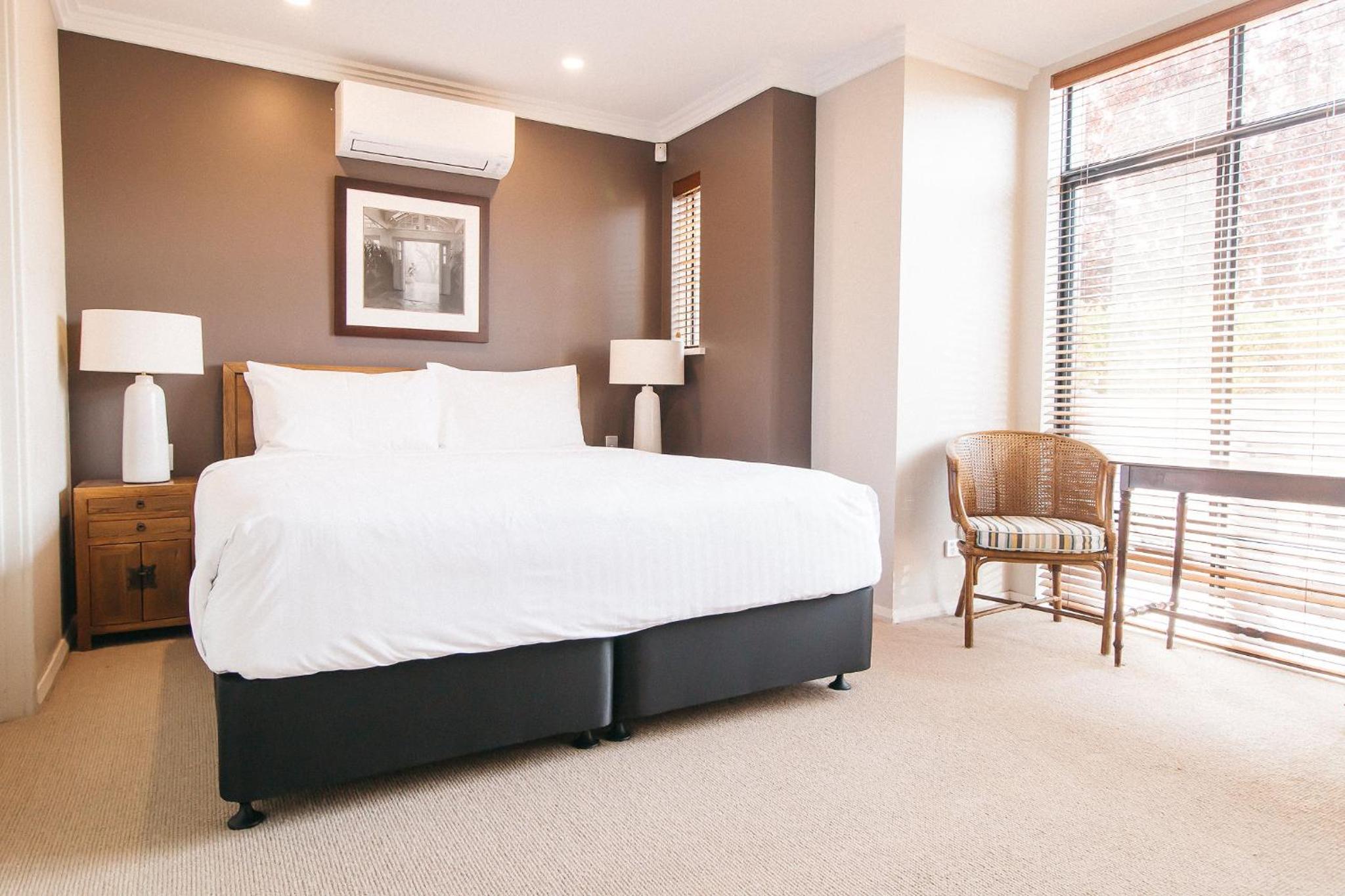 King Room with Spa Bath photo 1