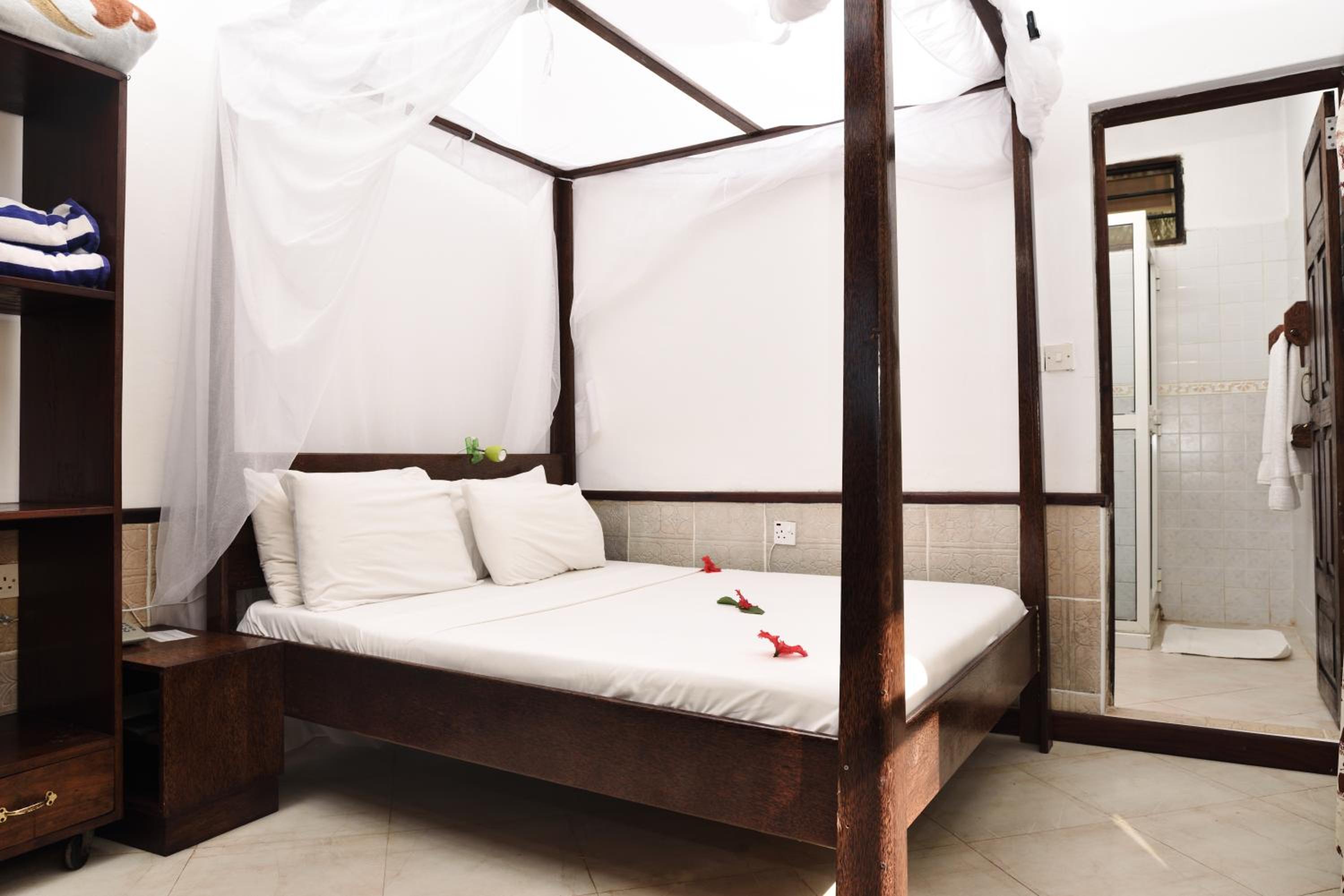 Standard Double or Twin Room with Sea View