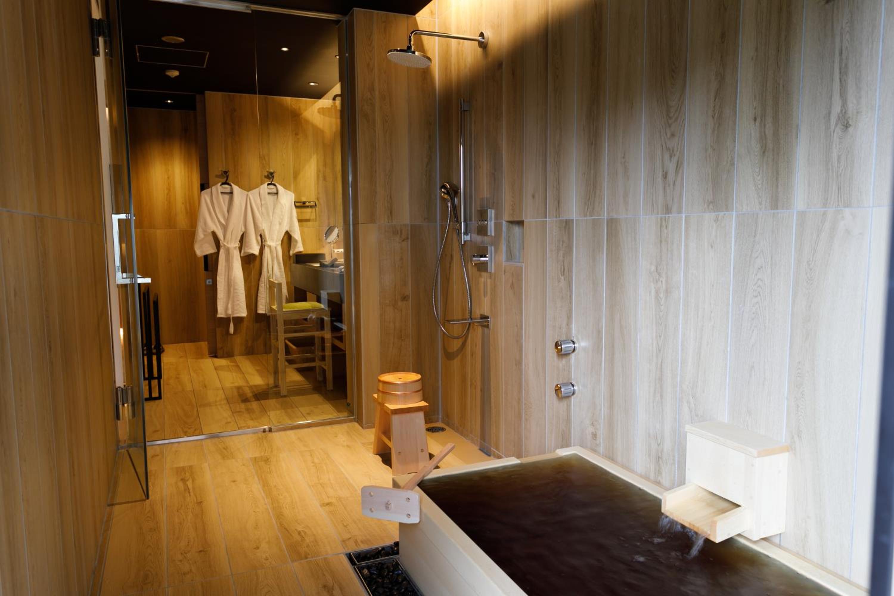 Executive Twin Room with Open Air bath - Non-Smoking - Photo 6