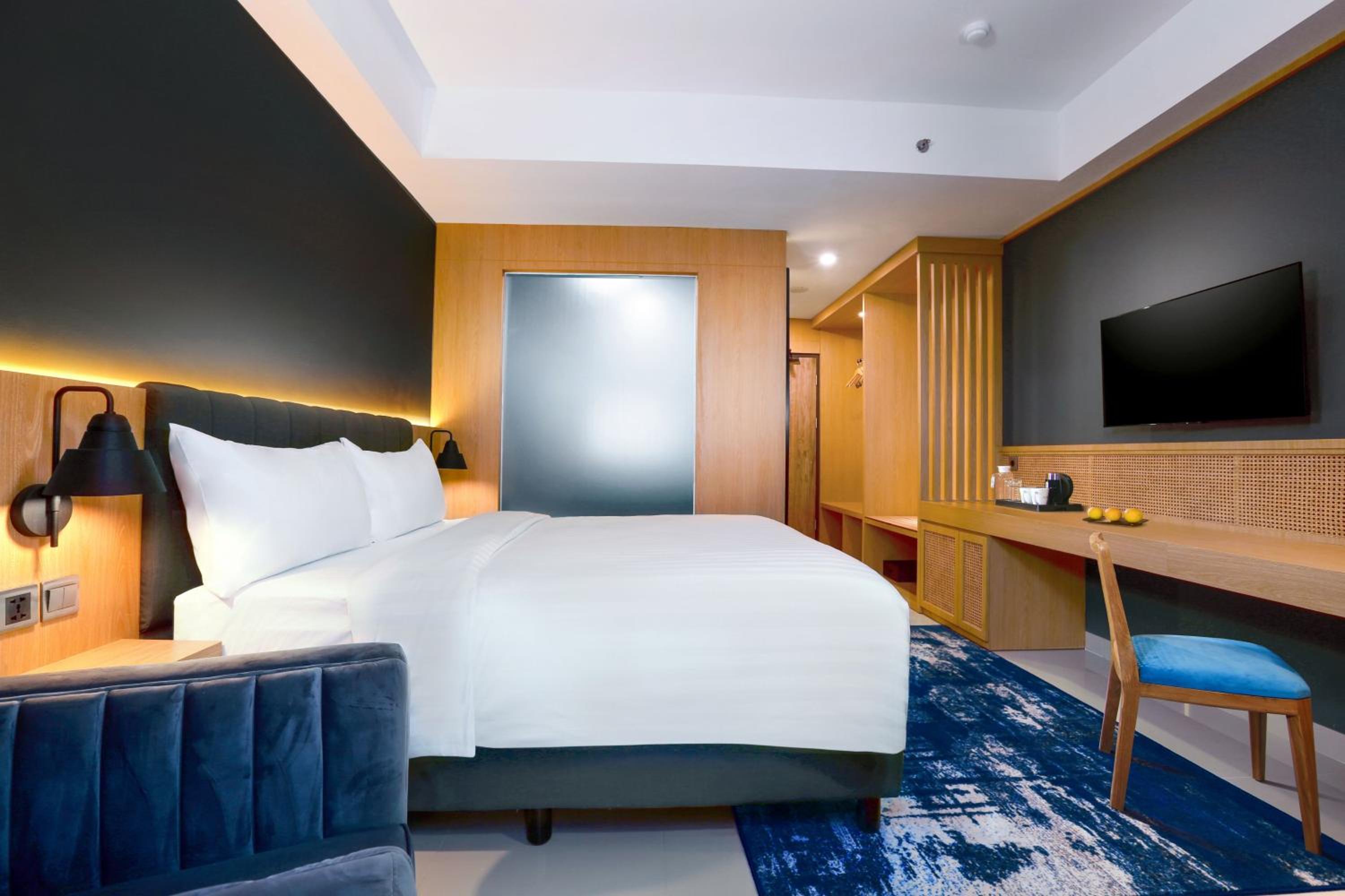 Deluxe Double or Twin Room - Photo 4