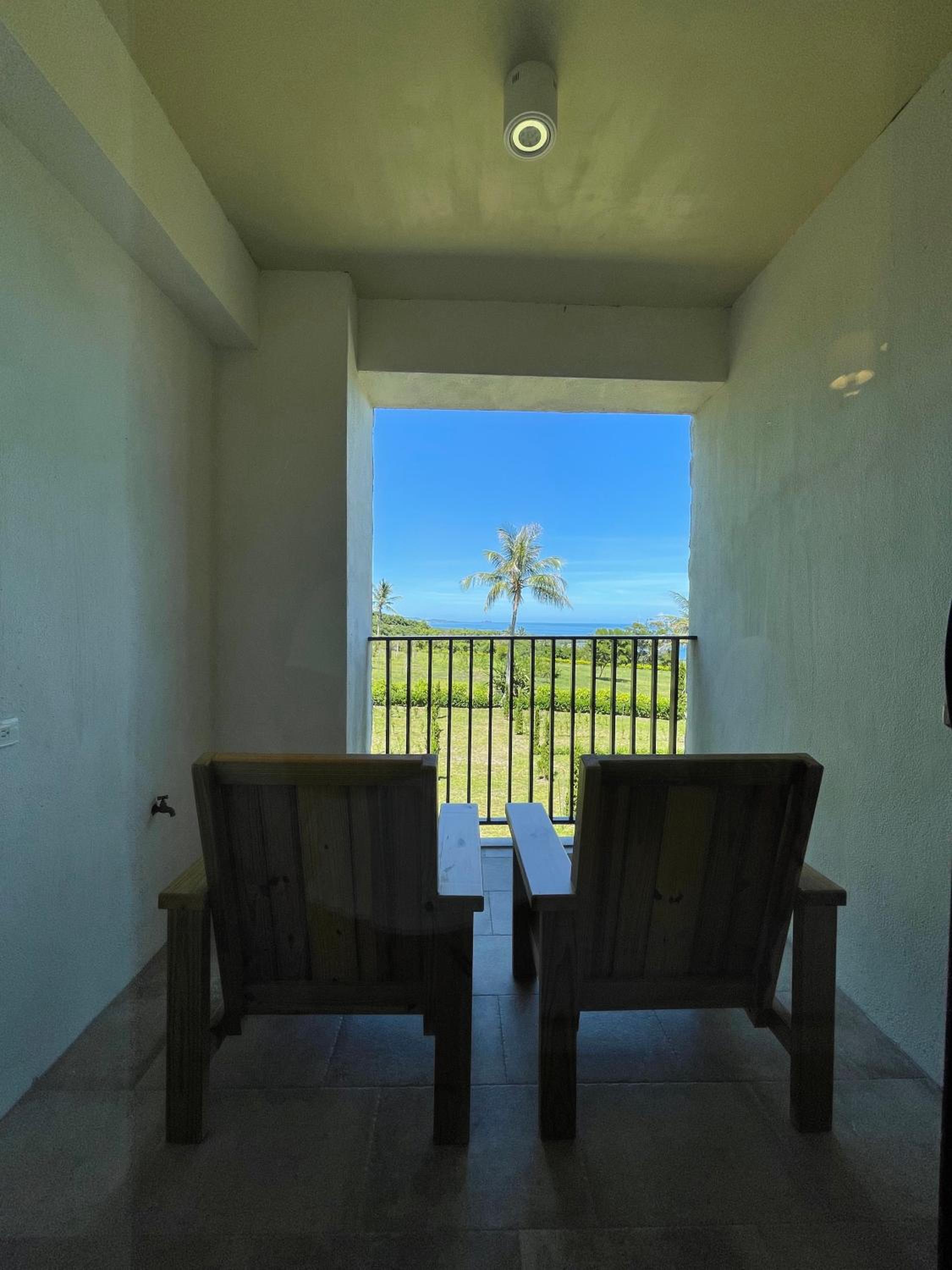 Standard Twin Room with Balcony photo 2