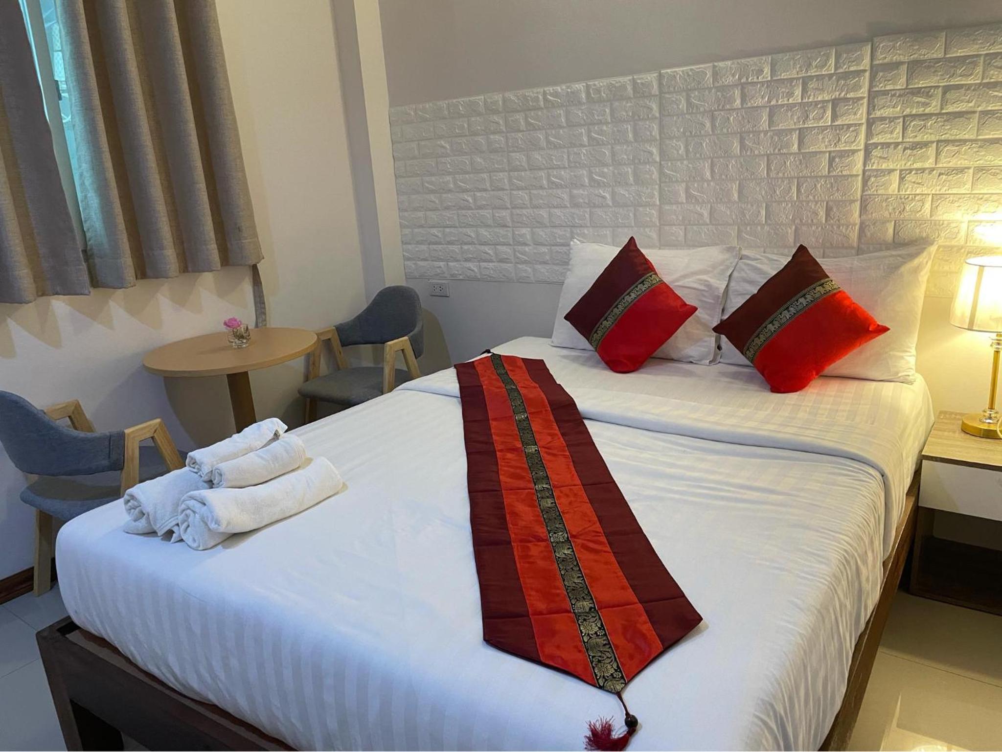 Standard Double Room - Photo 32