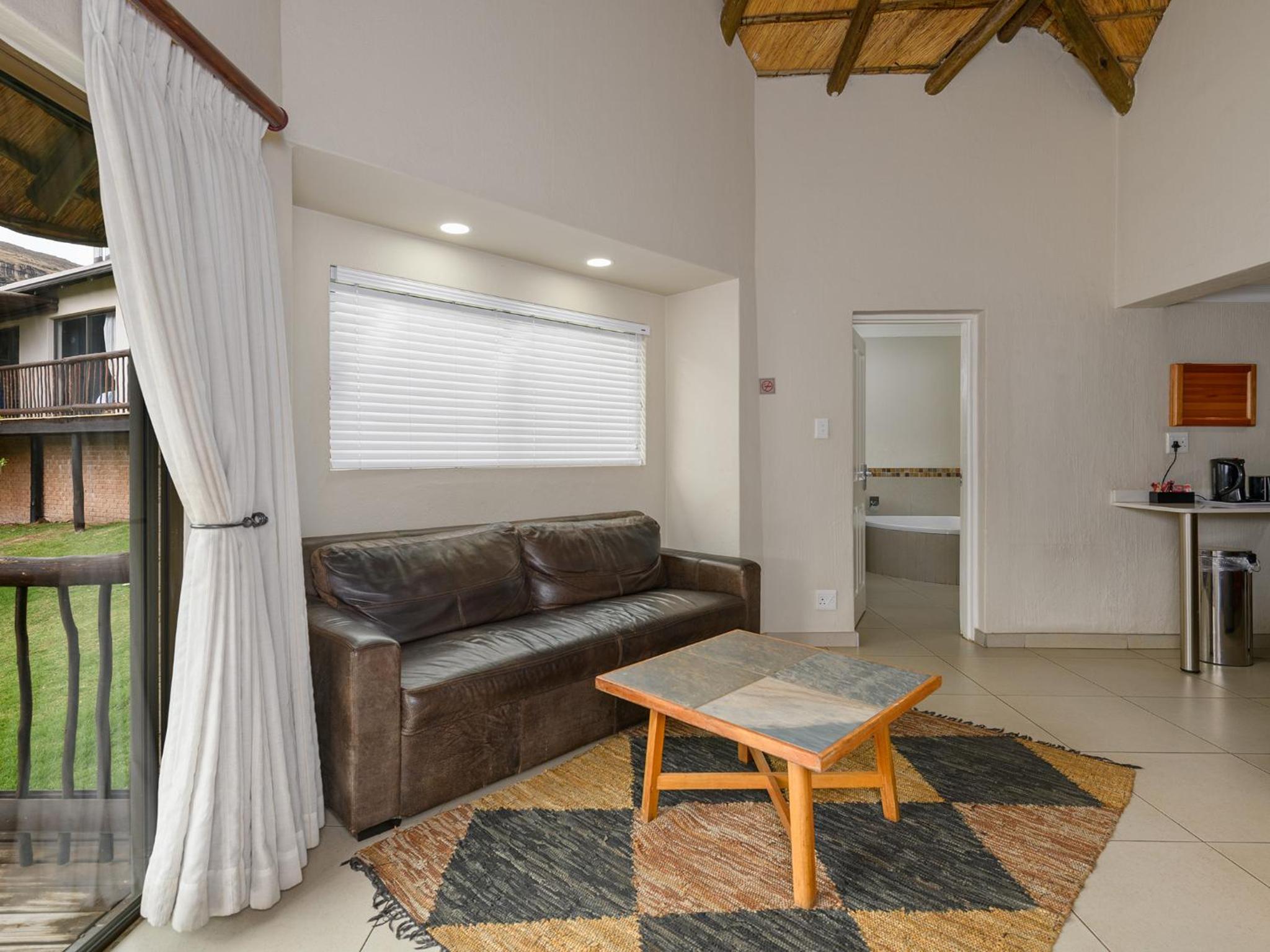 Superior Villa with Patio photo 1