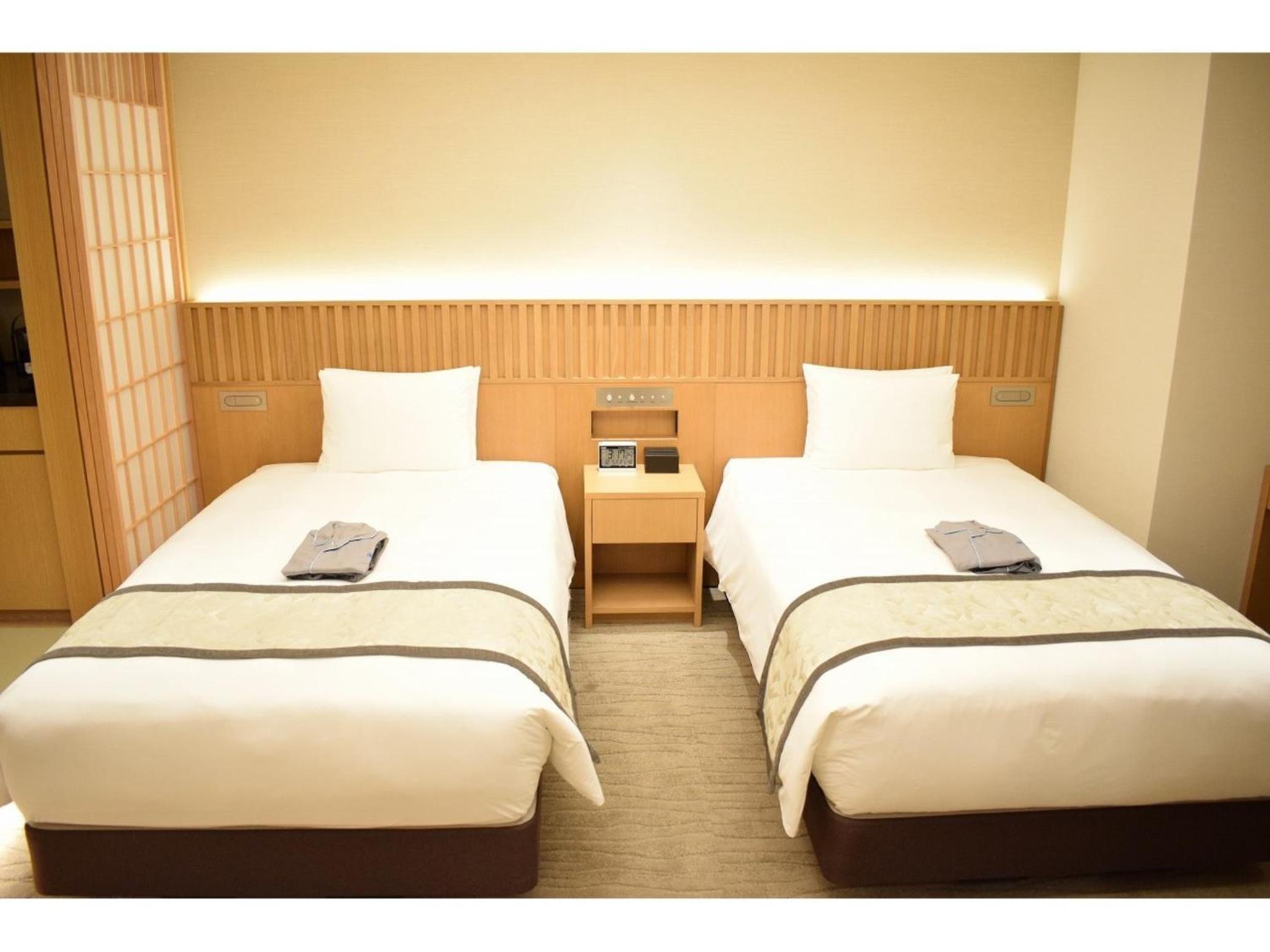 Twin Room with Tatami Area - Non-Smoking