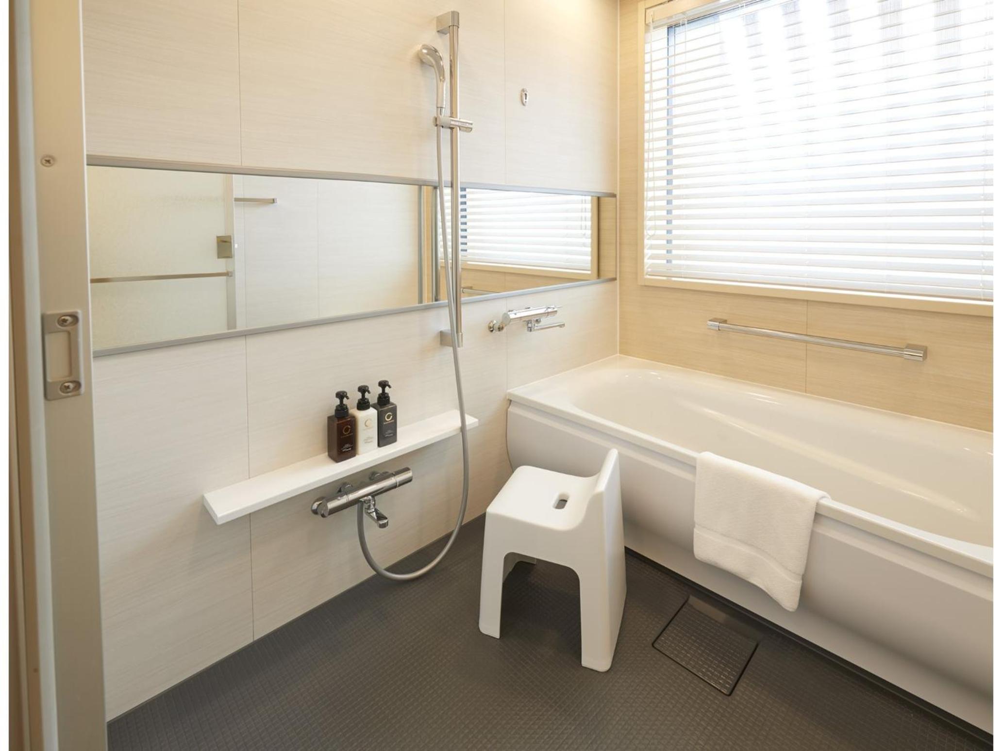 Twin Room with Tatami Area - Non-Smoking