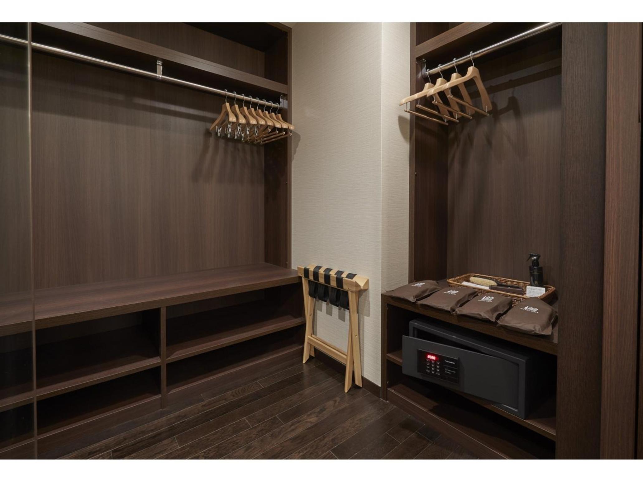 Quadruple Room with Tatami Area - Non-Smoking