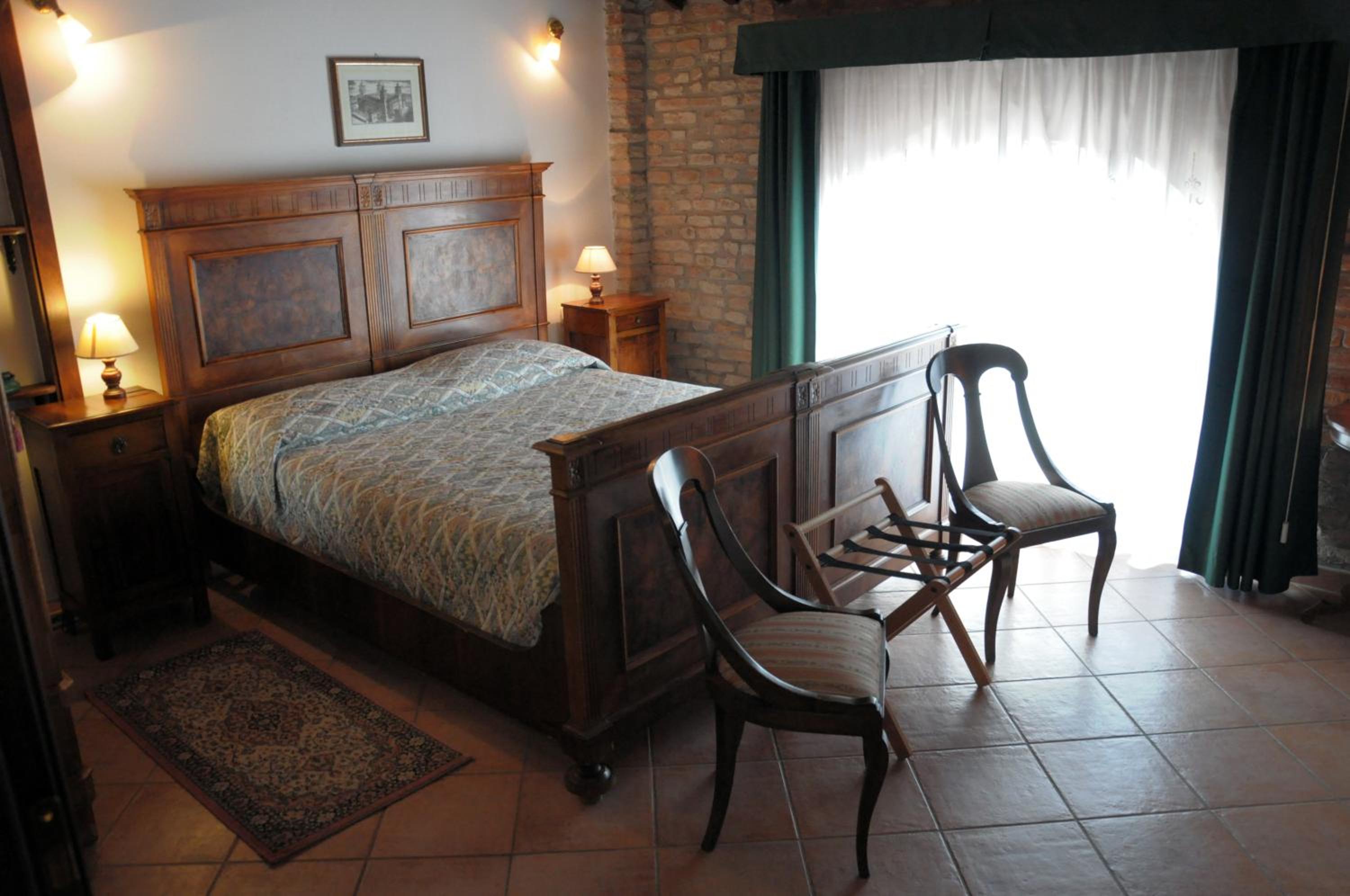 Double Room - Photo 4