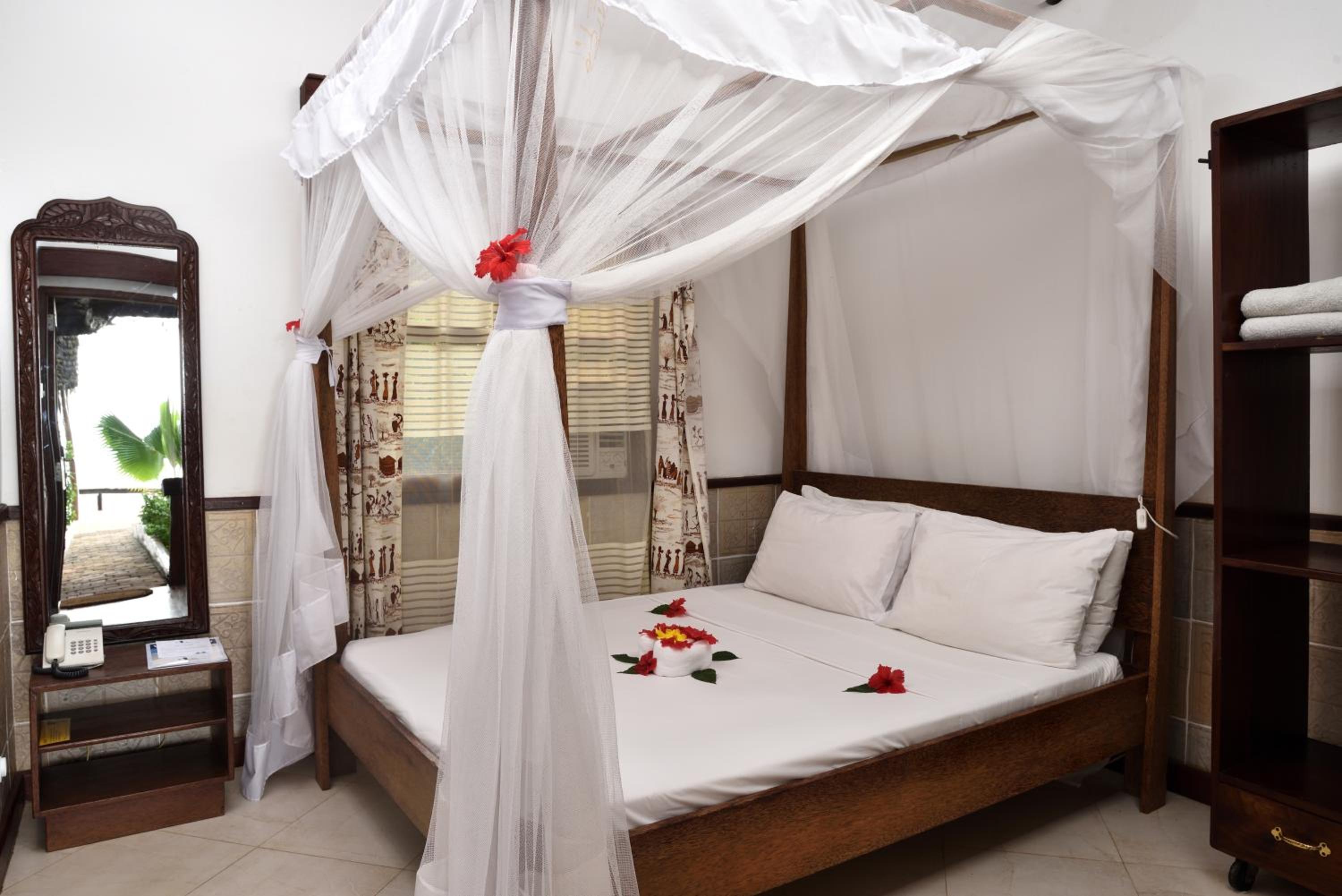 Standard Double or Twin Room with Sea View