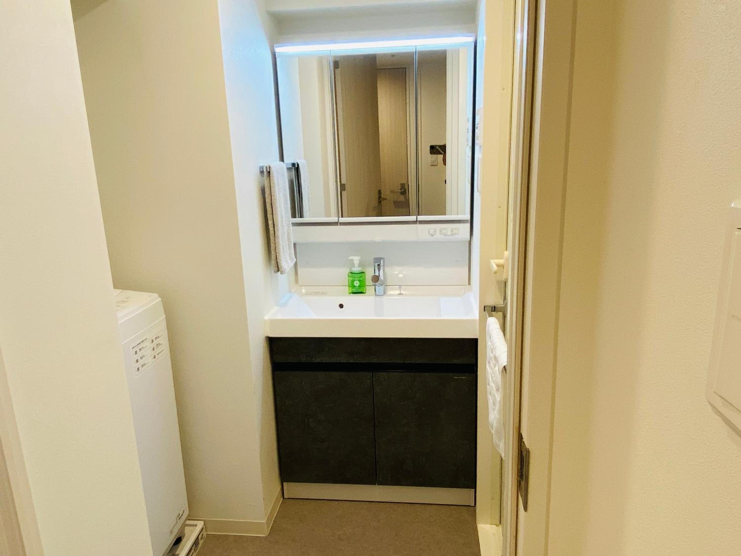 FLOWER TERRACE Higashi Shinjuku bathroom photo