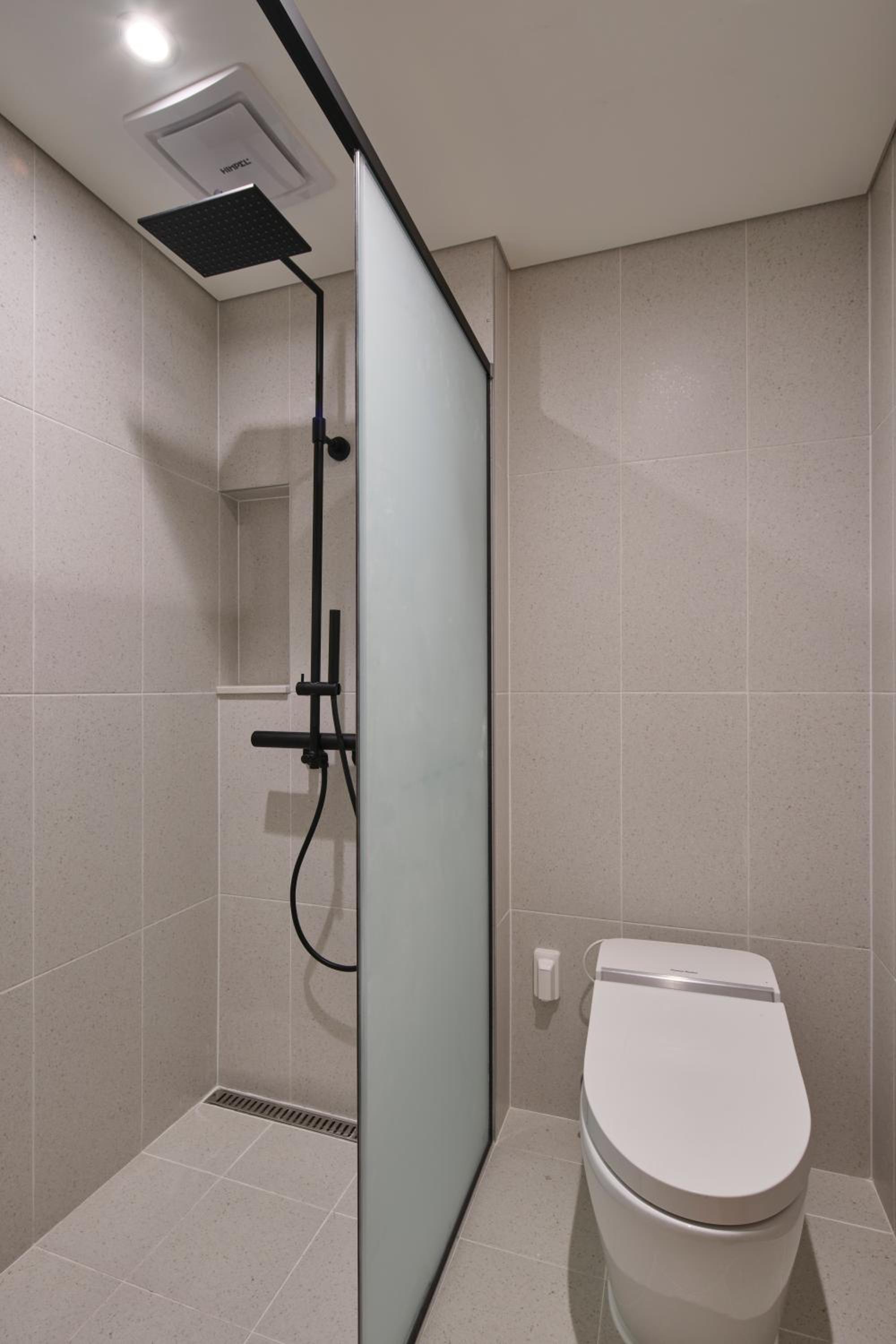 Ocean Suite - A - Photo 2