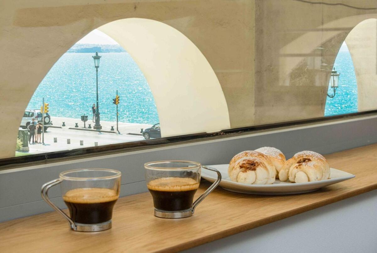 One-Bedroom Apartment with Sea View - Photo 5