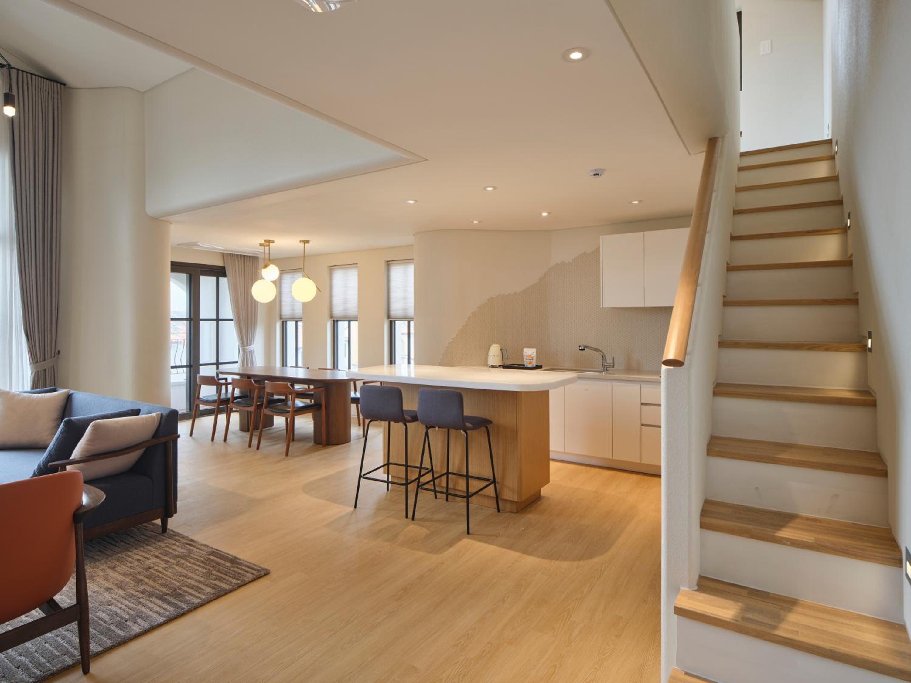 Premier Family Suite - B photo 3