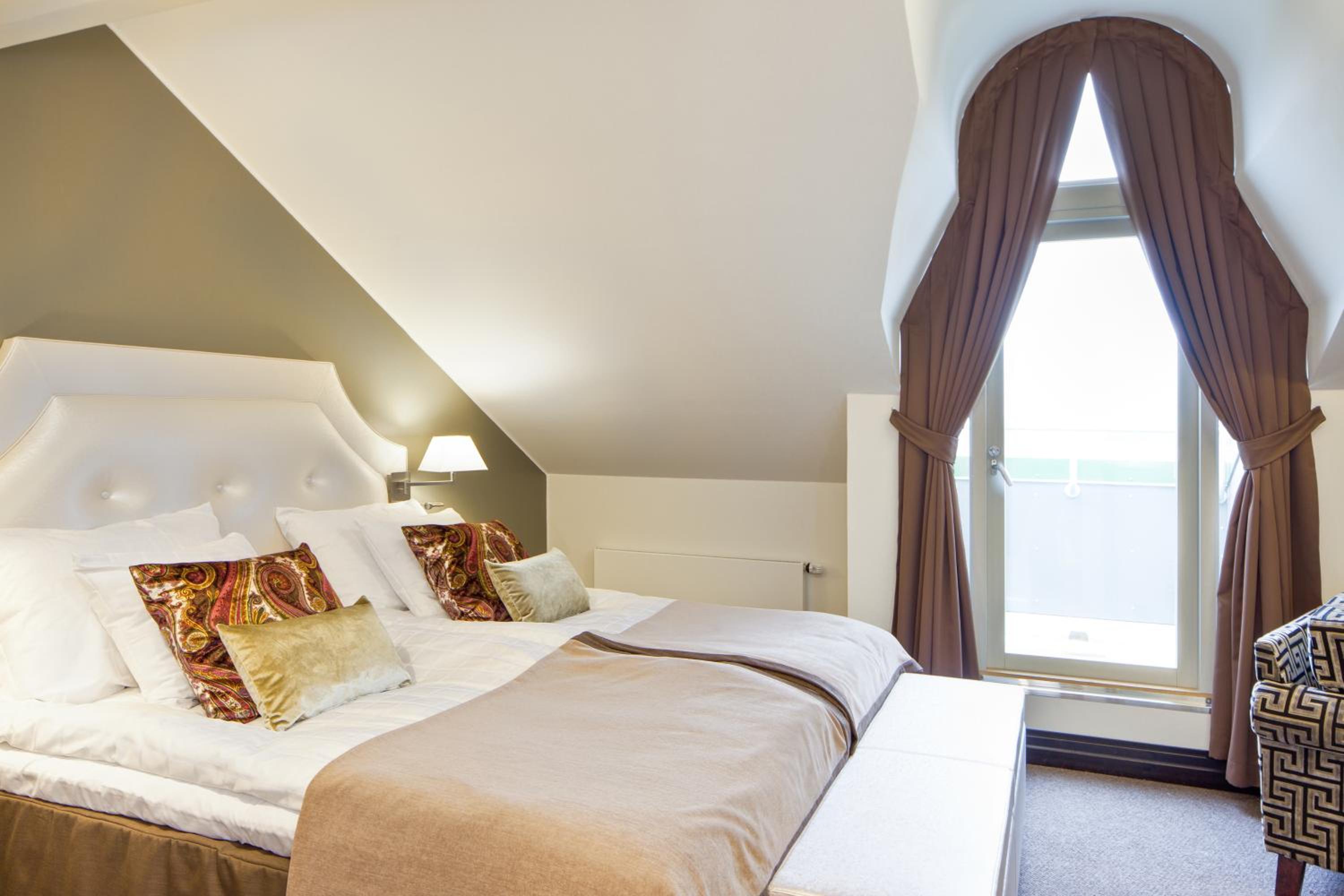 Superior King Room - Castle Building - Photo 5