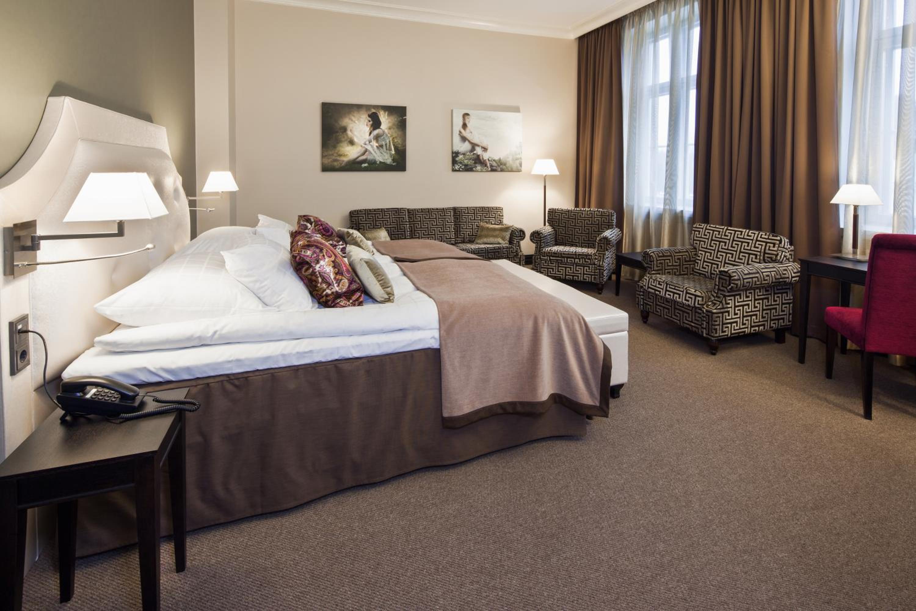 Superior King Room - Castle Building - Photo 1