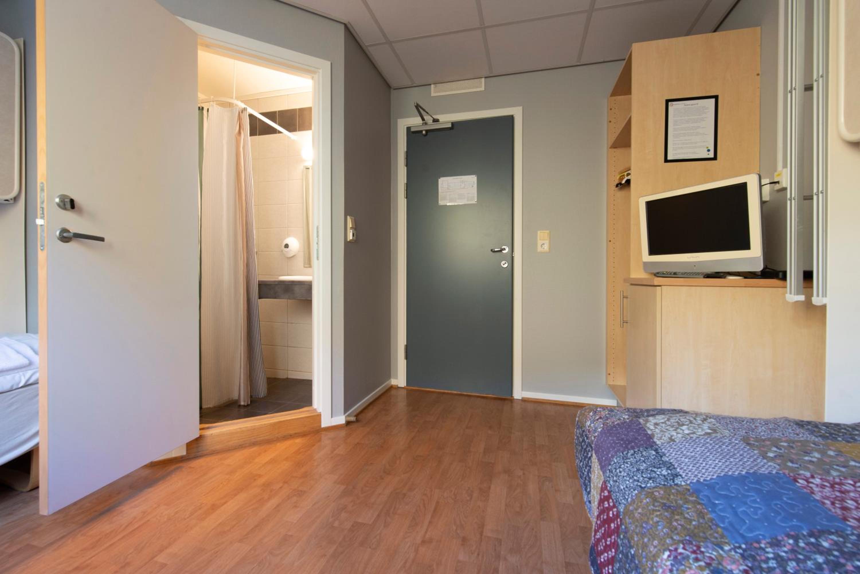 Standard Triple Room photo 2