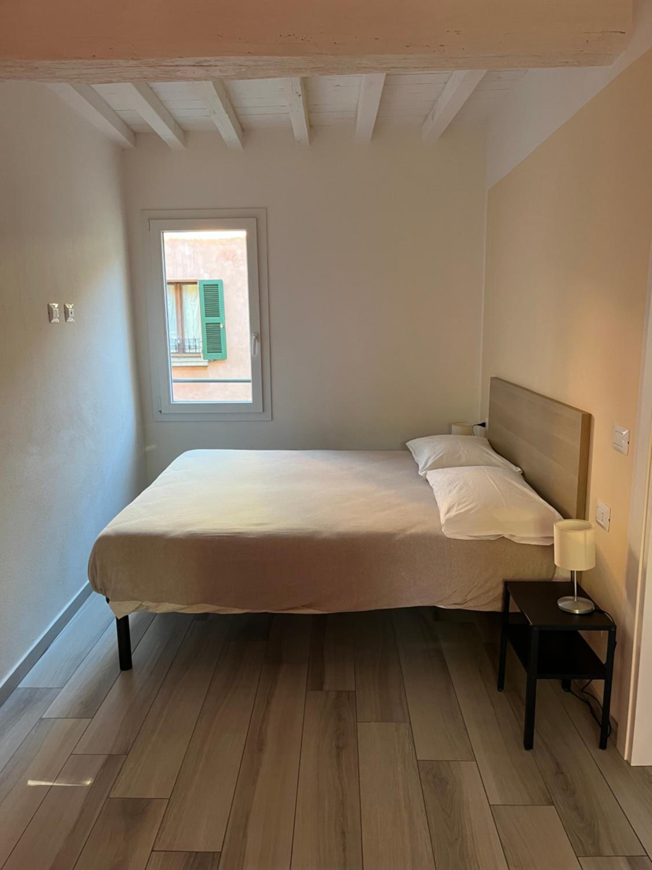 Studio Apartment photo 1