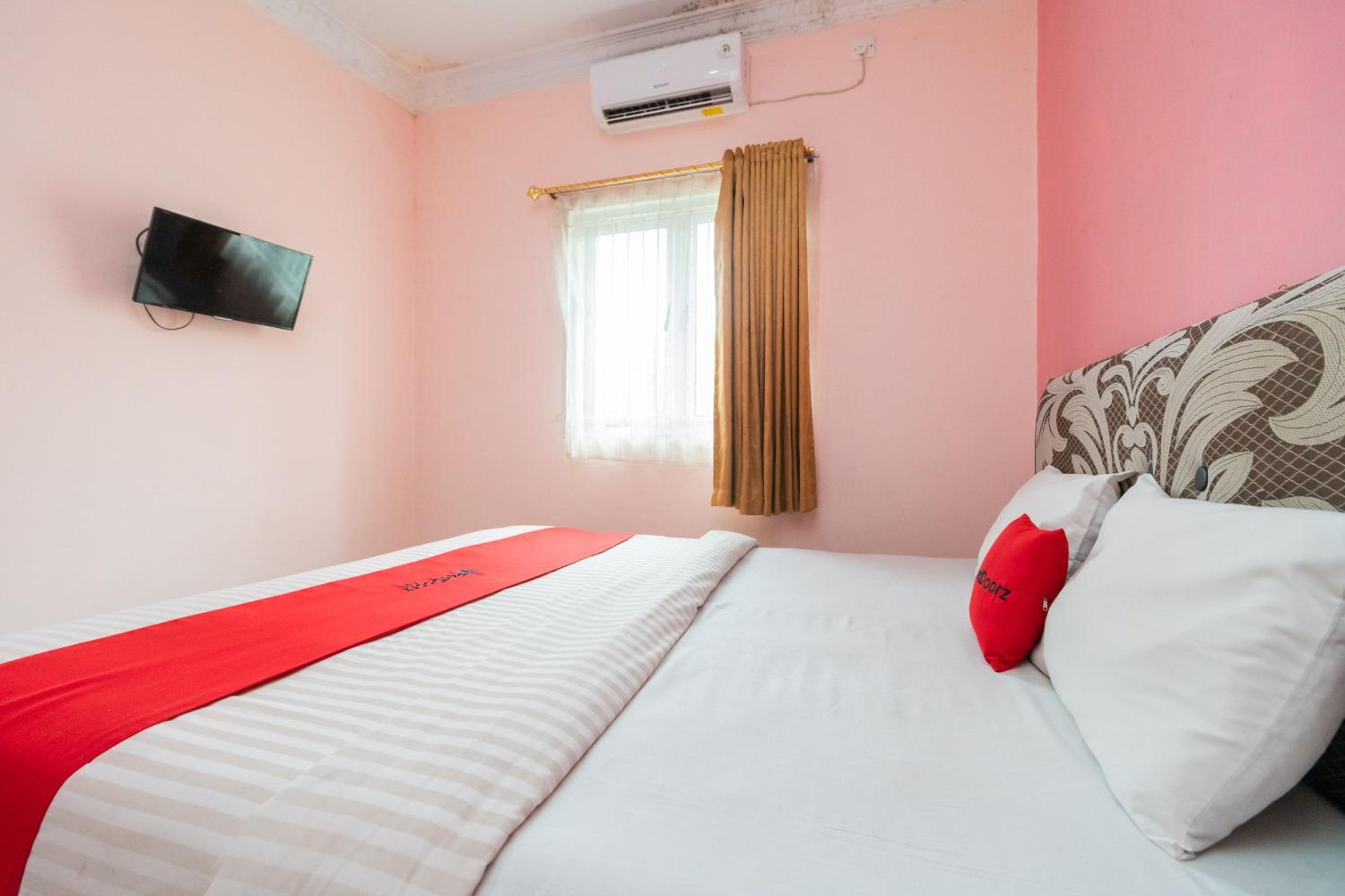 Deluxe Double Room photo 3