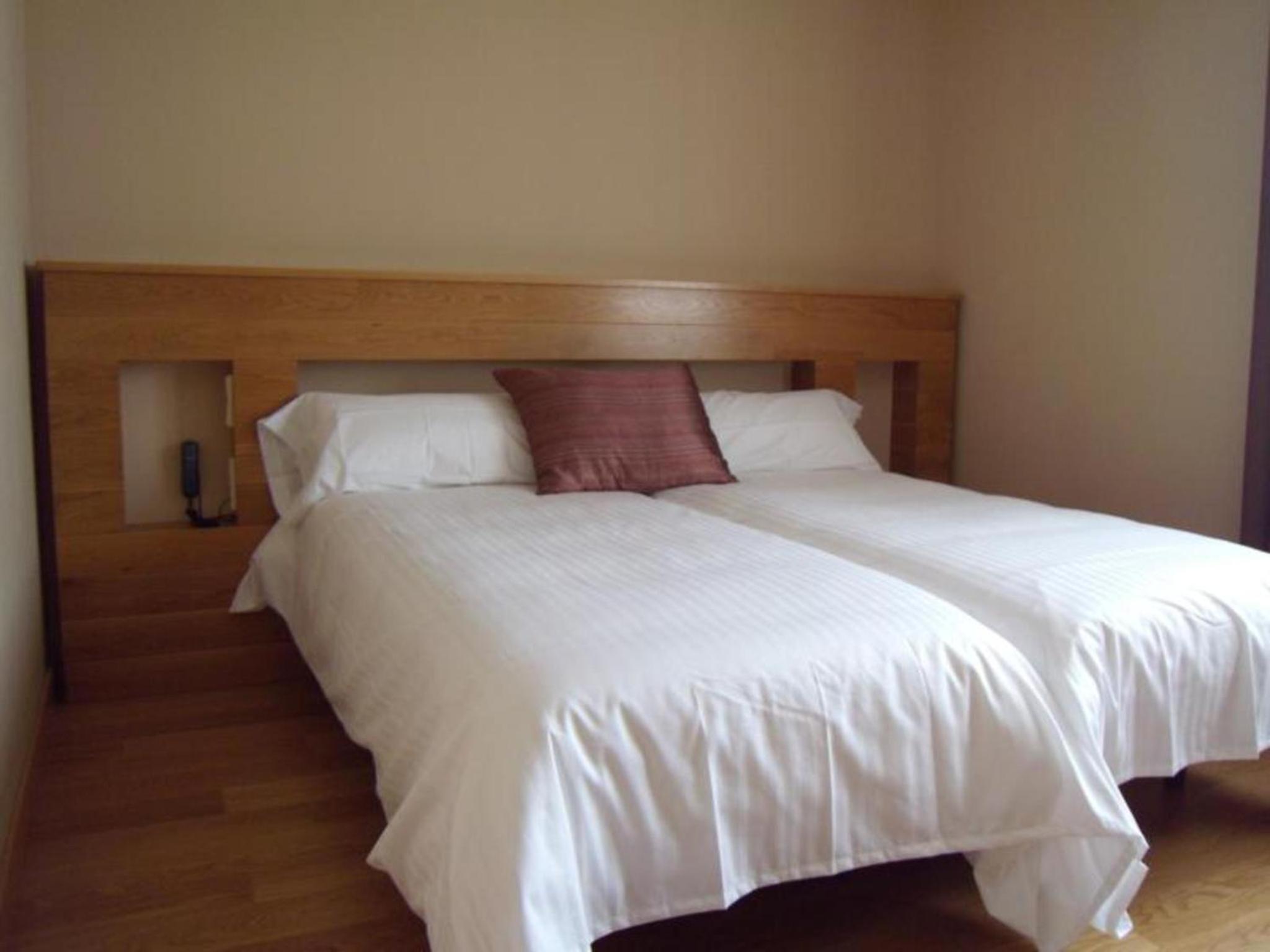 Double or Twin Room - Photo 1