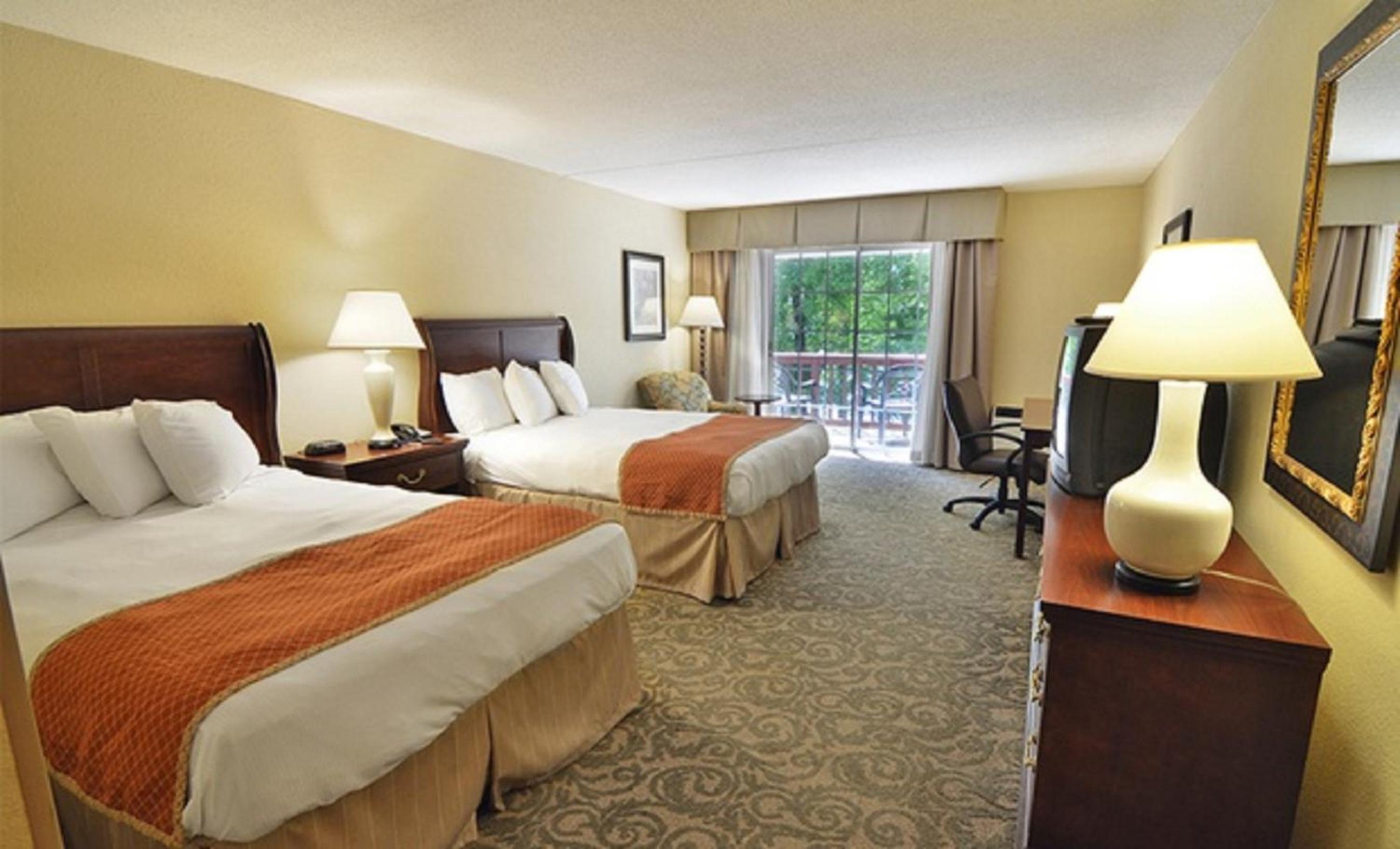 Double Room with Two Double Beds - Photo 1