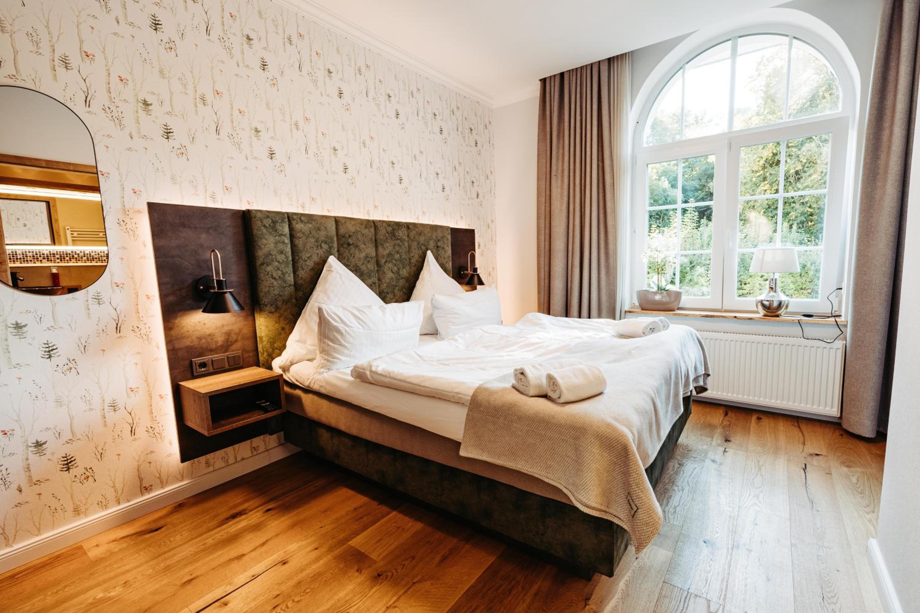 Queen Room - Photo 1