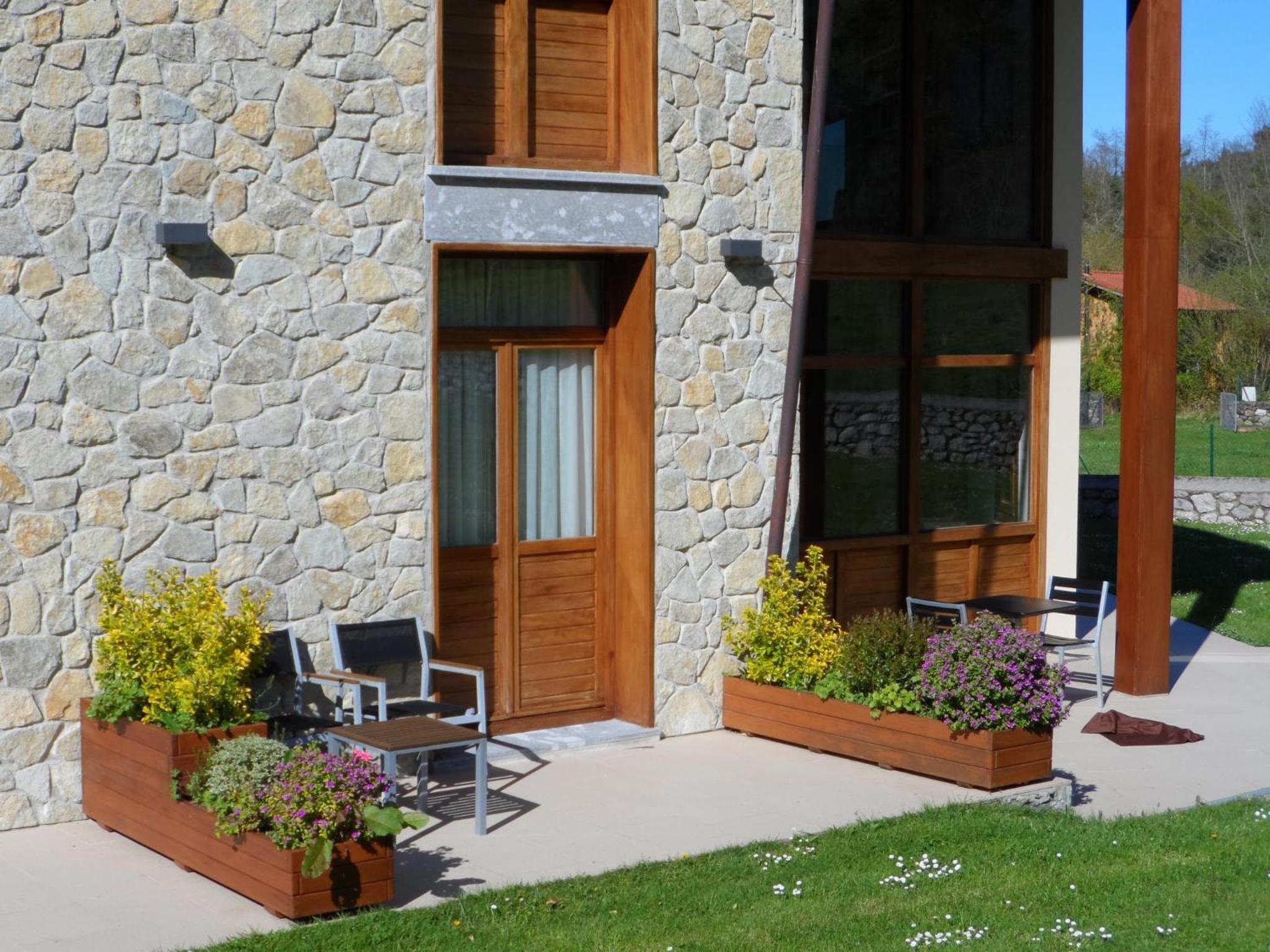 Double or Twin Room with Terrace - Photo 11