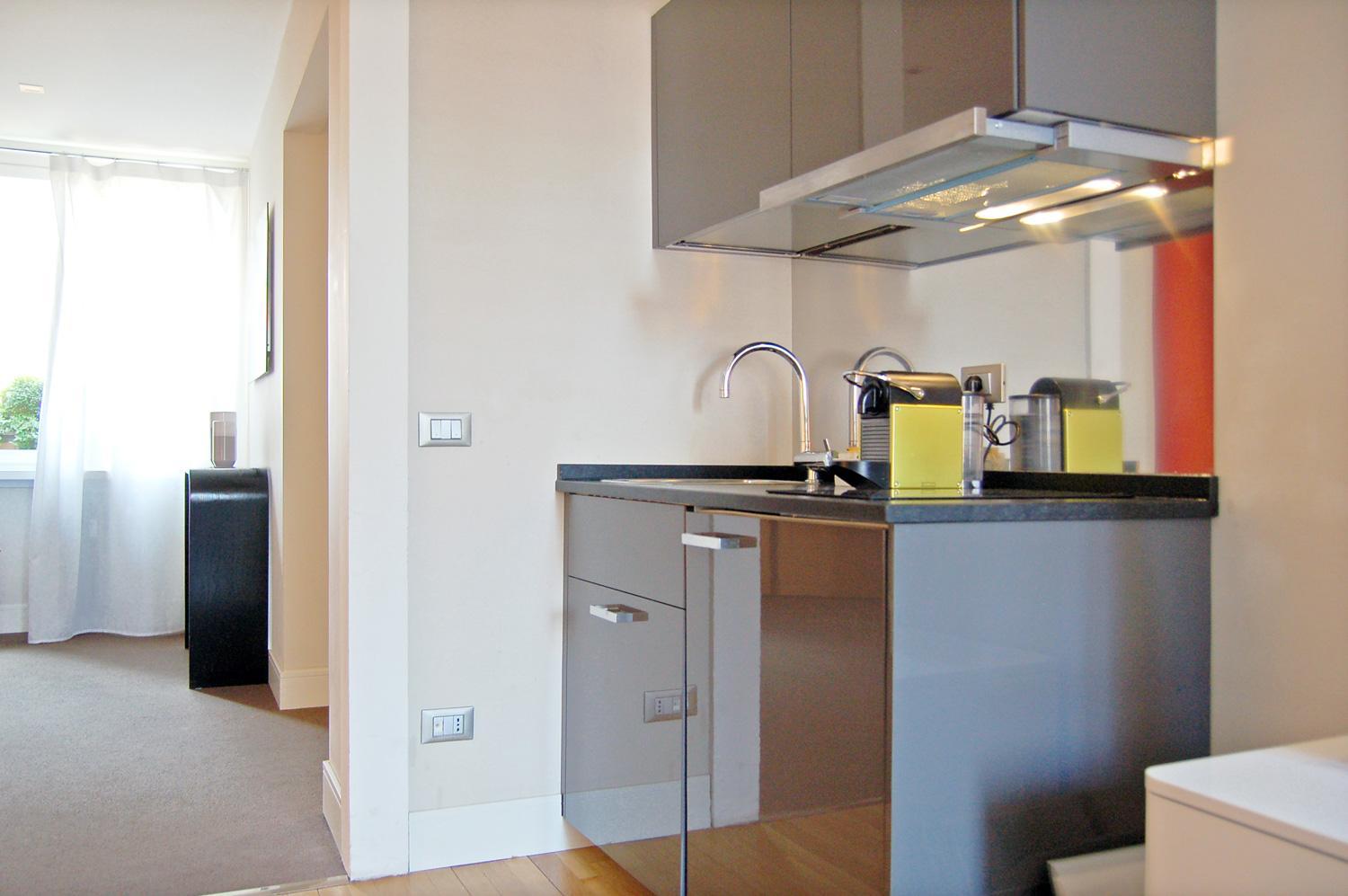 Two-Bedroom Apartment 502 photo 2