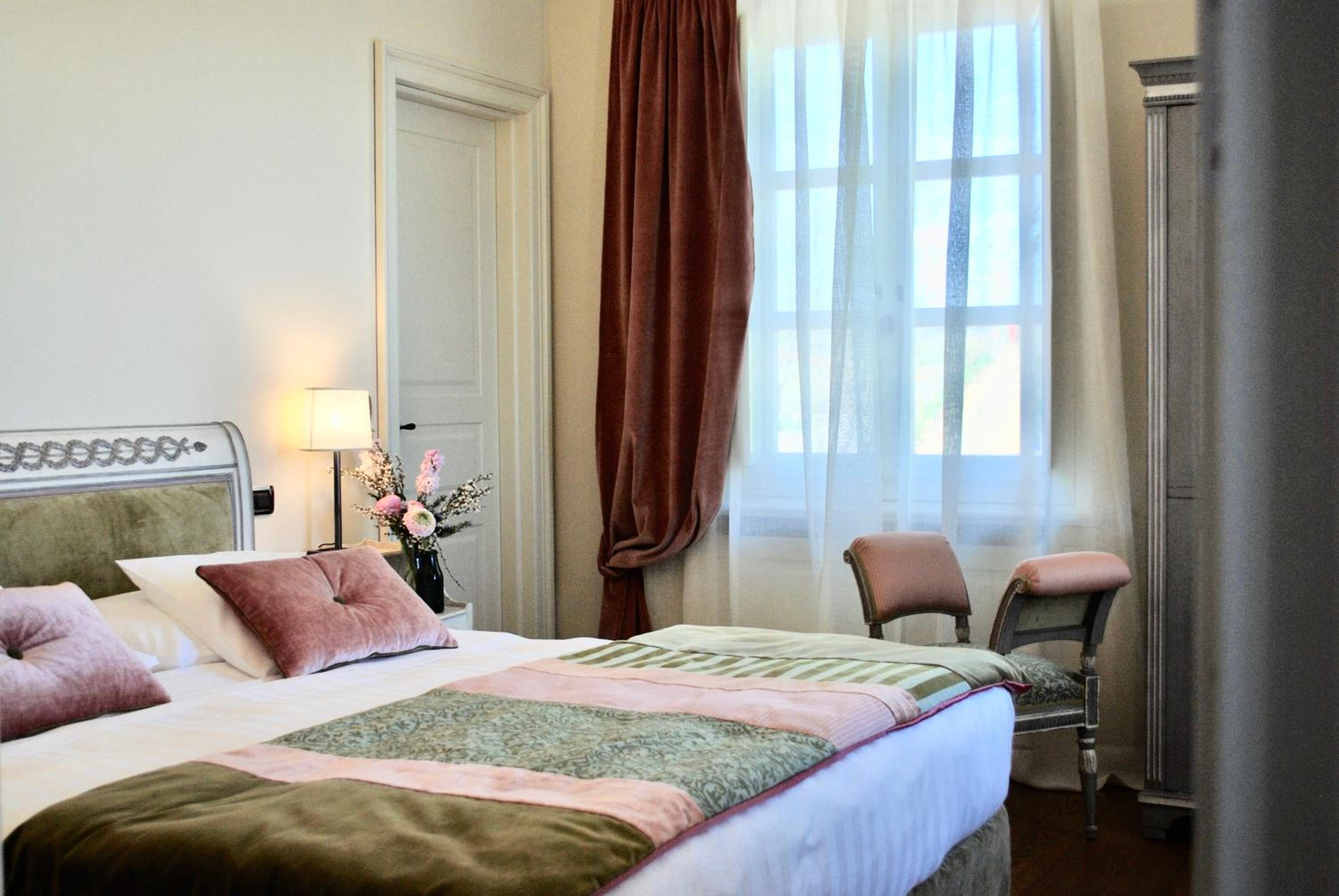 Monastery Room photo 3