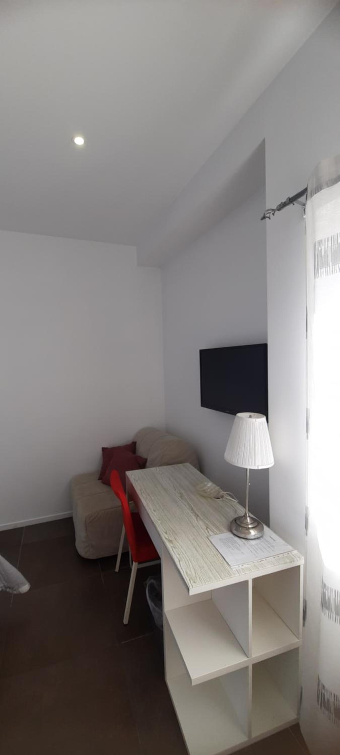 Standard King Room photo 2
